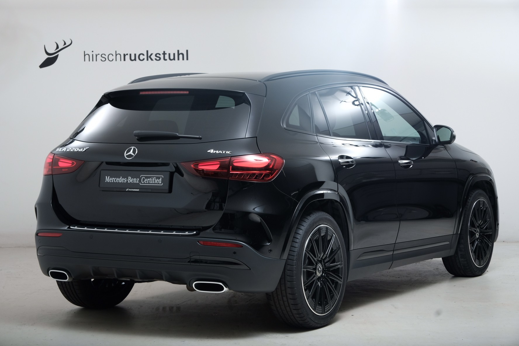 MERCEDES-BENZ GLA 220 d AMG Line 4matic H247-showroom-element-3