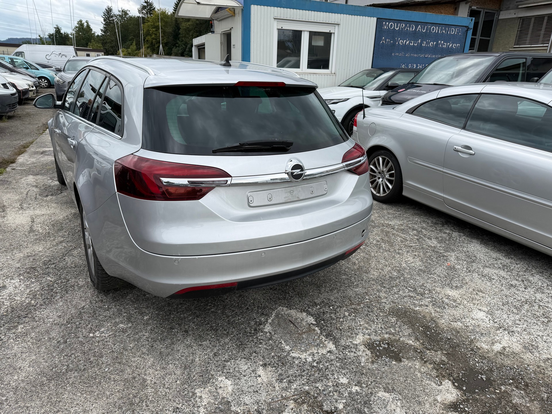 OPEL Insignia Sports Tourer 1.6 Turbo Edition Automatic-image-3