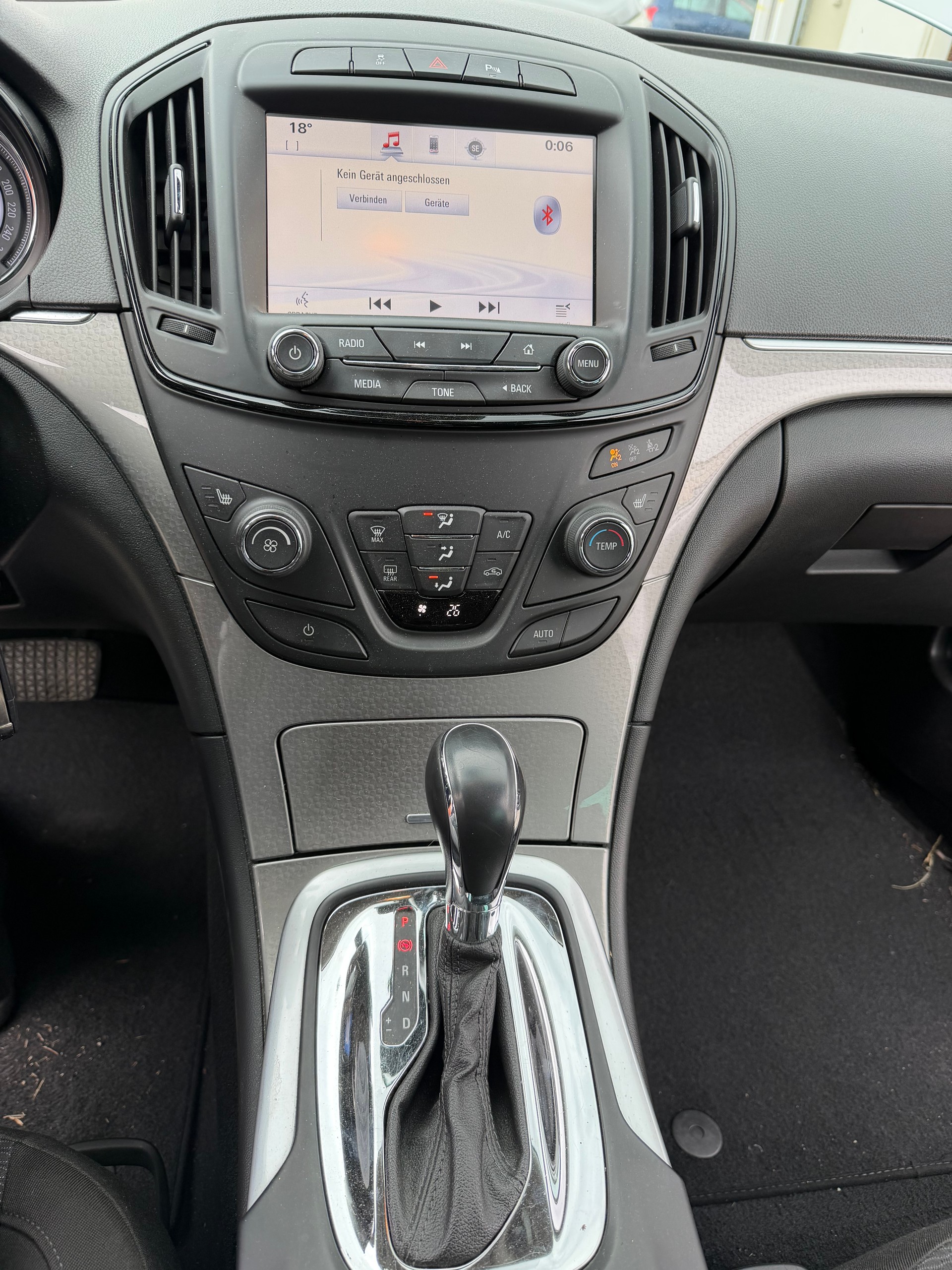 OPEL Insignia Sports Tourer 1.6 Turbo Edition Automatic-image-5