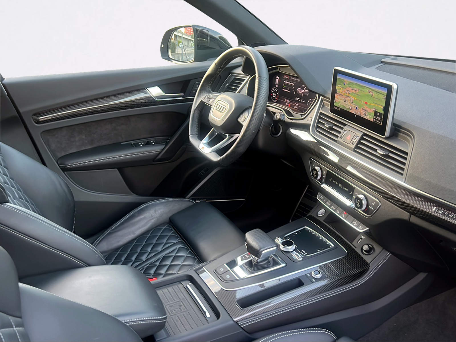 AUDI Q5 2.0 TFSI sport quattro S-tronic-image-4