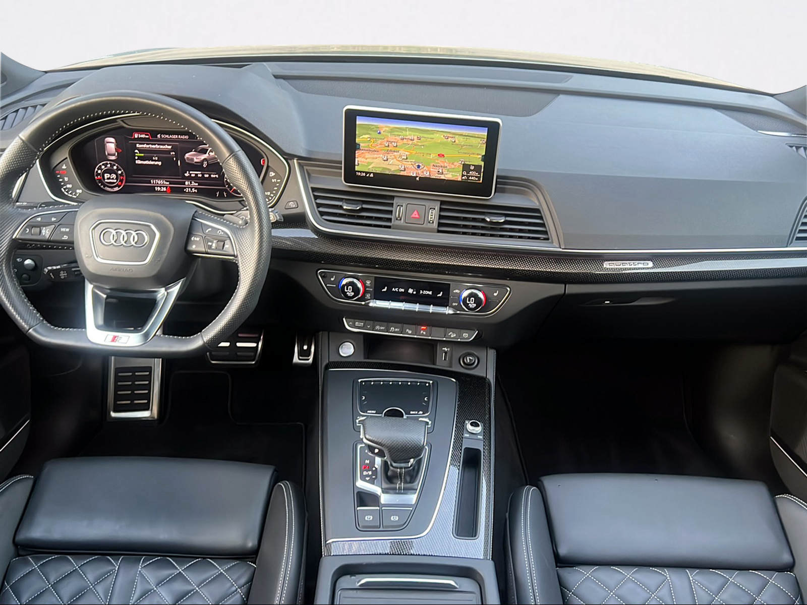 AUDI Q5 2.0 TFSI sport quattro S-tronic-image-2