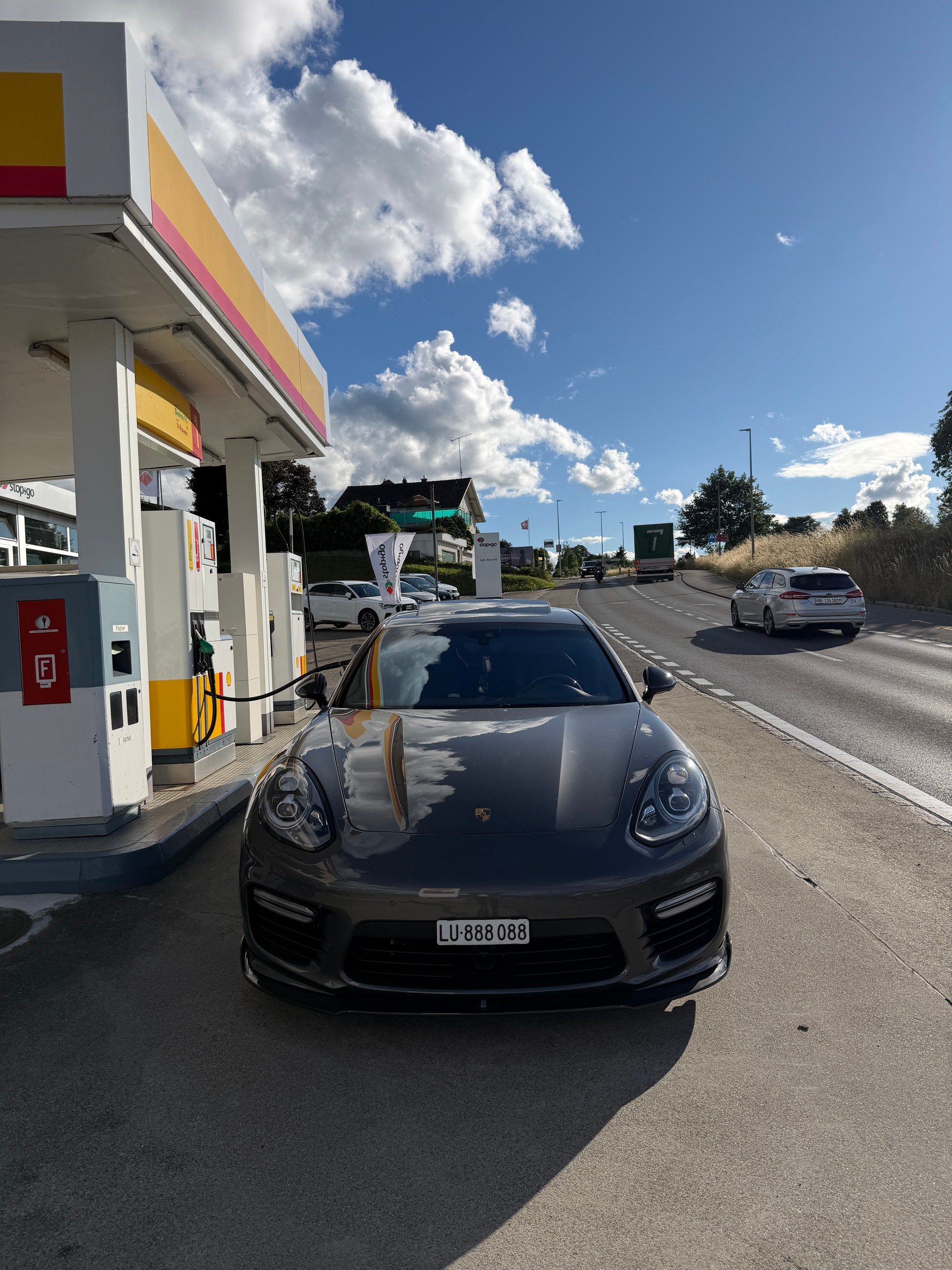PORSCHE 4.8 V8 Turbo S PDK