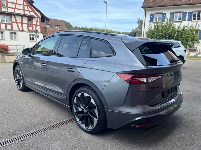 SKODA Enyaq iV 80x SportLine - SoH 95%-showroom-element-3