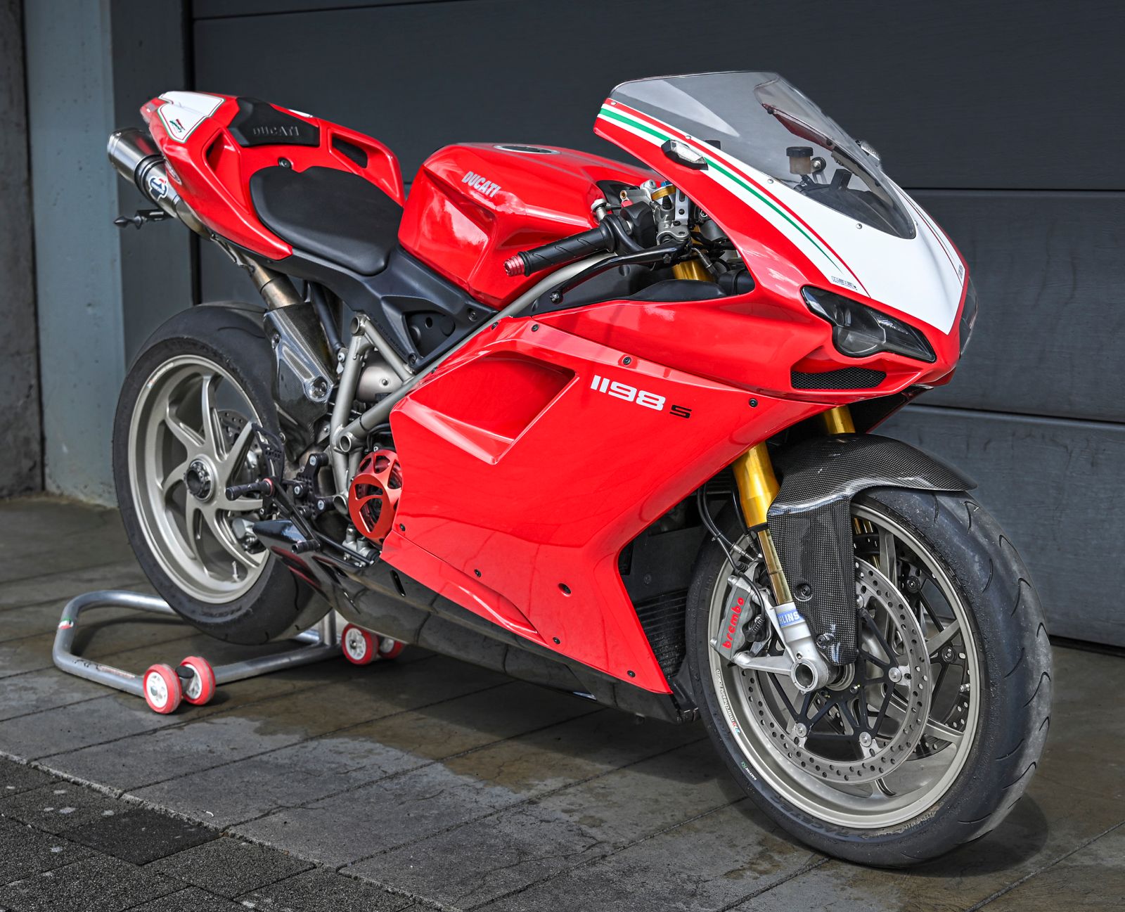 DUCATI 1198 S-image-9
