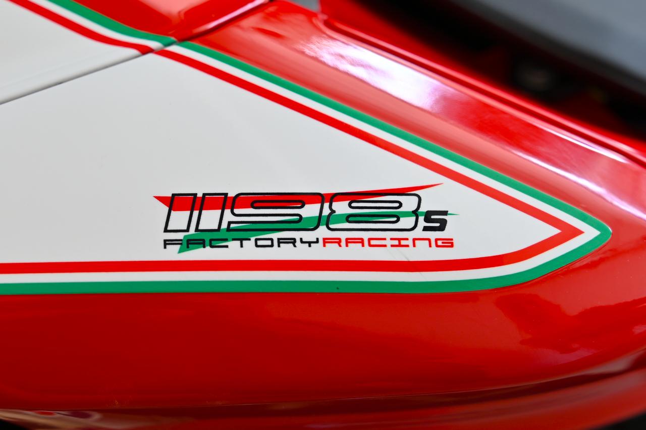 DUCATI 1198 S-image-11