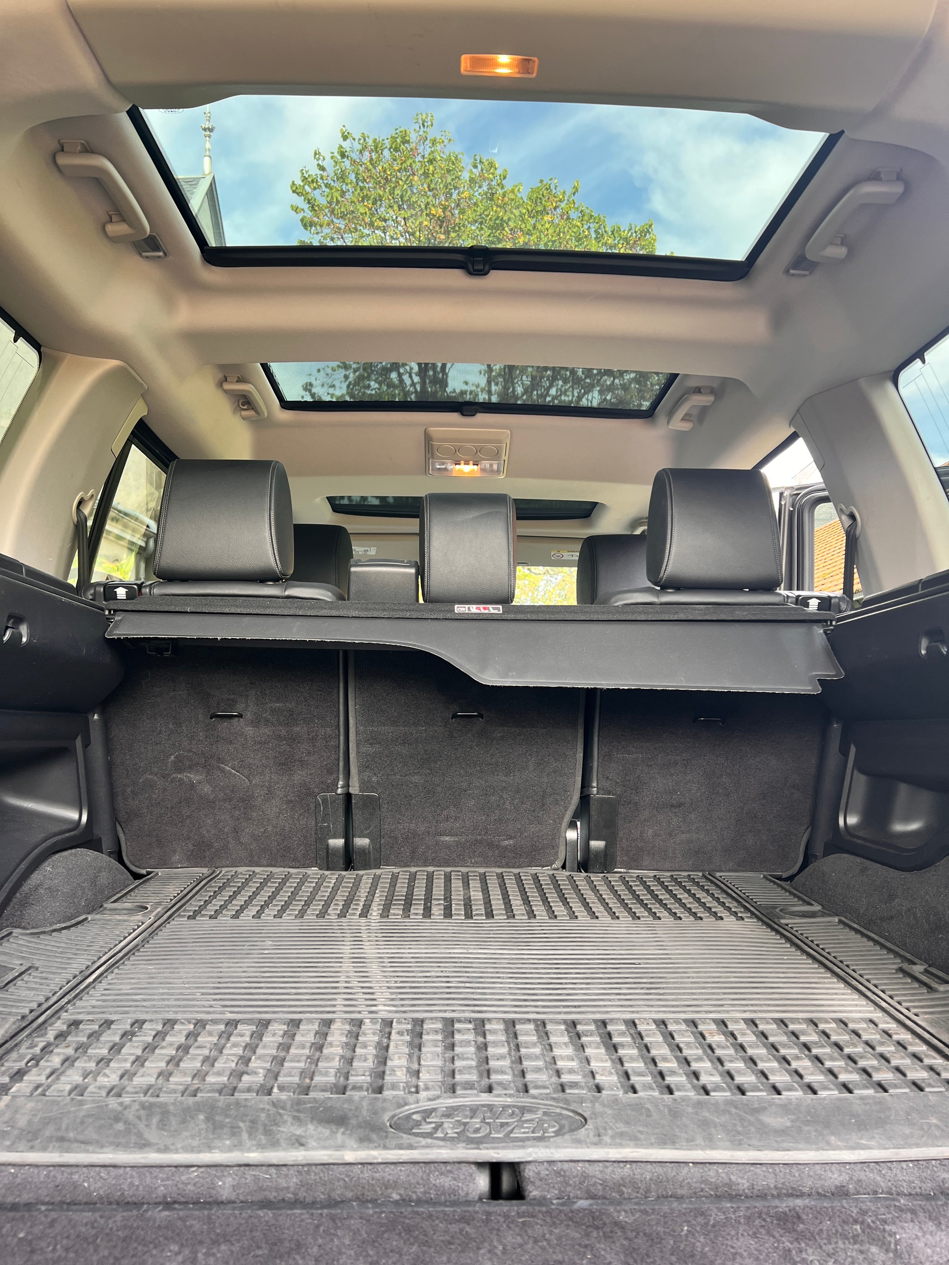 LAND ROVER 3.0 SDV6 256 HSE-image-8