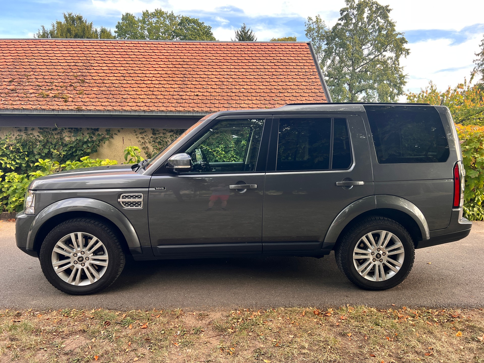LAND ROVER 3.0 SDV6 256 HSE-image-3