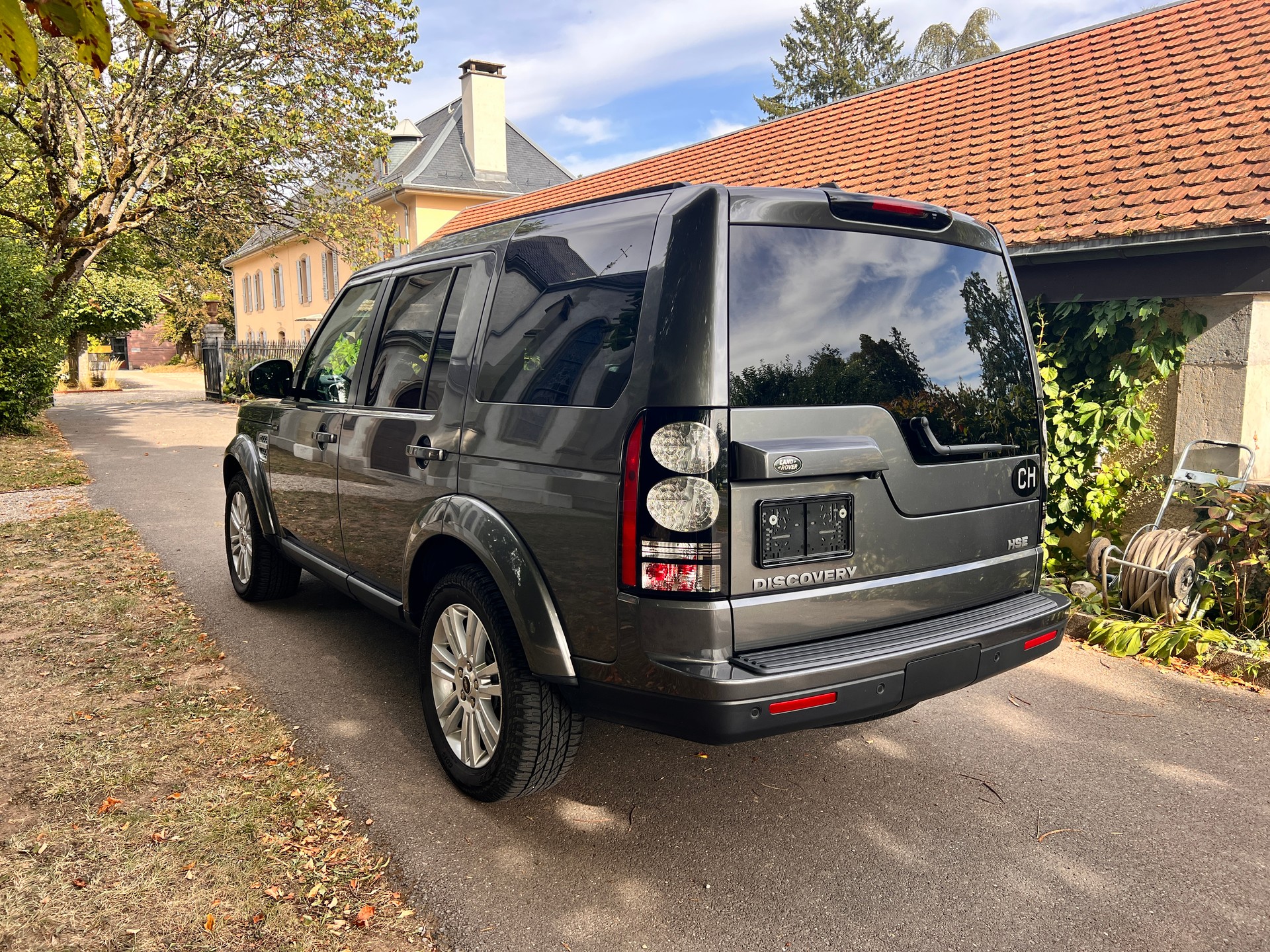 LAND ROVER 3.0 SDV6 256 HSE-image-1