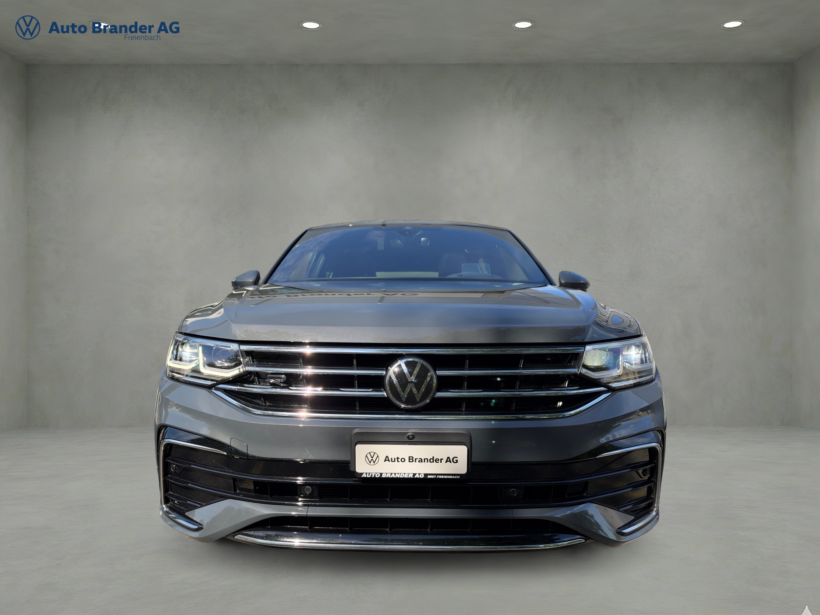 VW Tiguan 2.0TSI R-Line 4Motion DSG-image-5