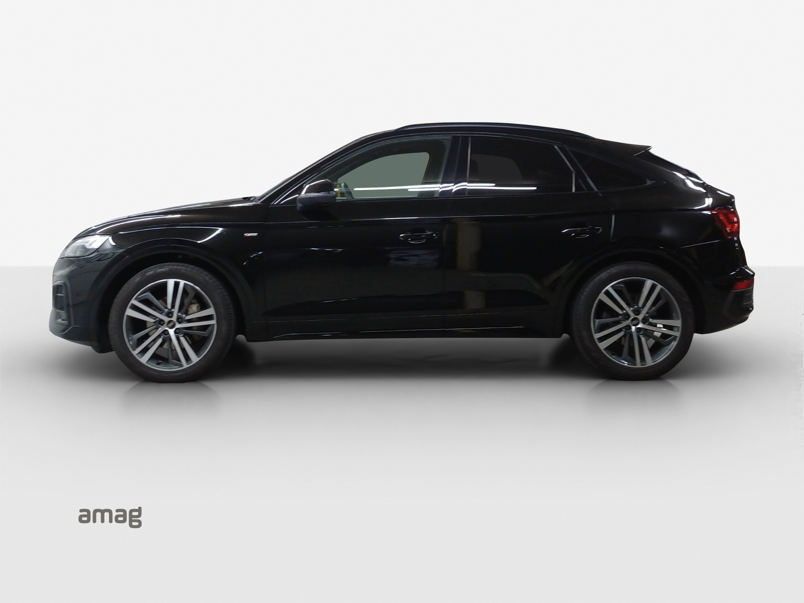 AUDI Q5 Sportback 40 TDI Blackedition quattro S-tronic-showroom-element-1