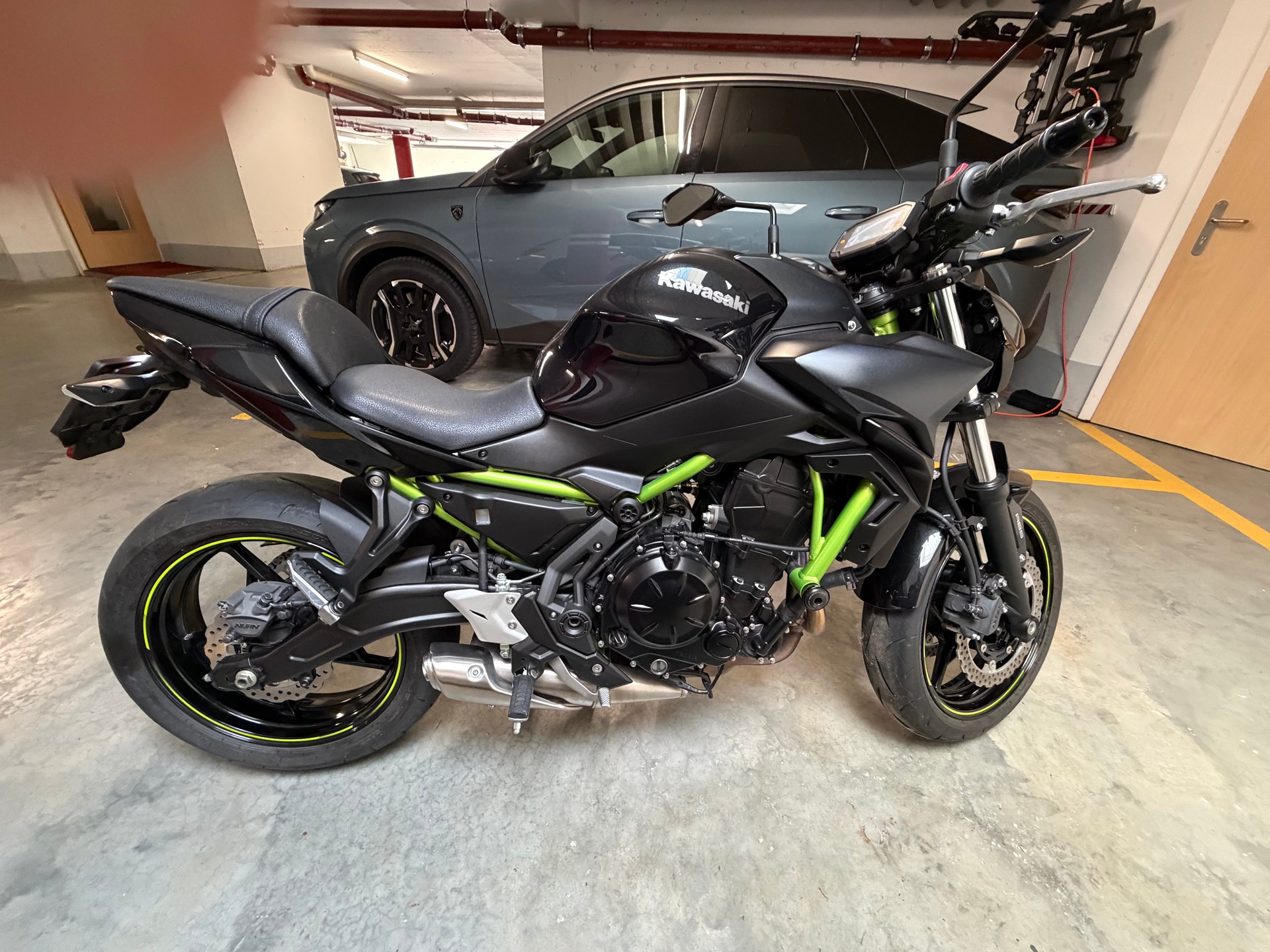 KAWASAKI Z 650 (35kW)-image-1