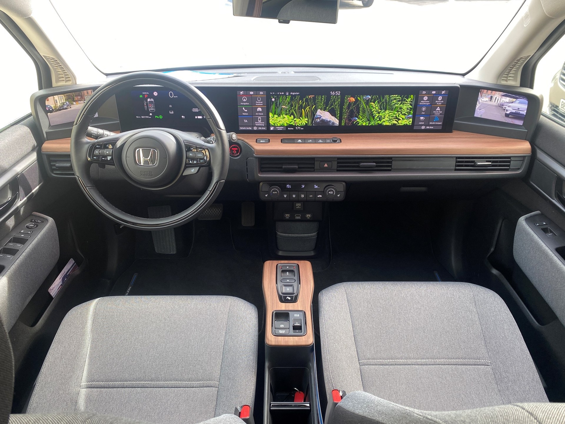 HONDA e Advance-image-7