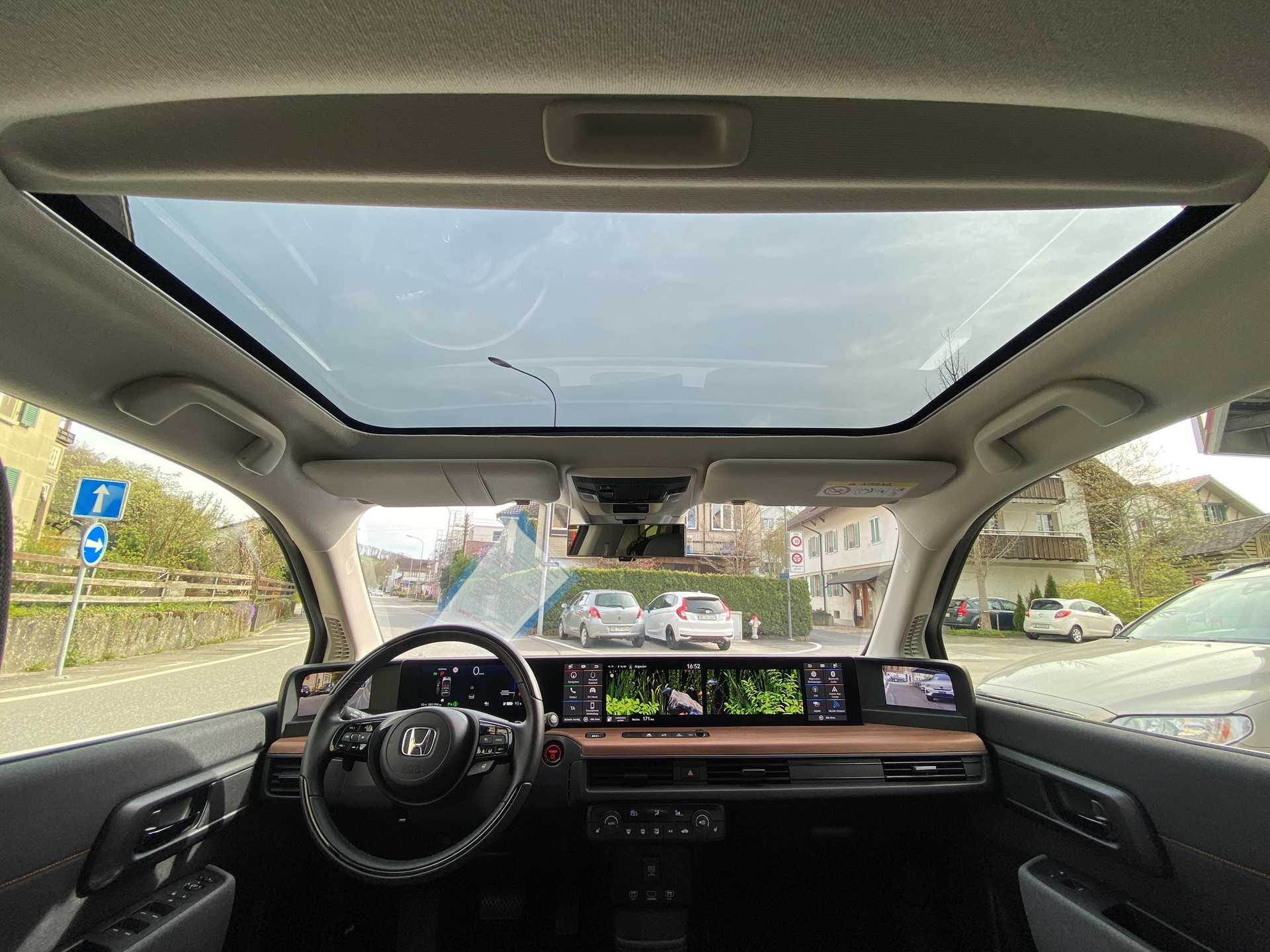 HONDA e Advance-image-11