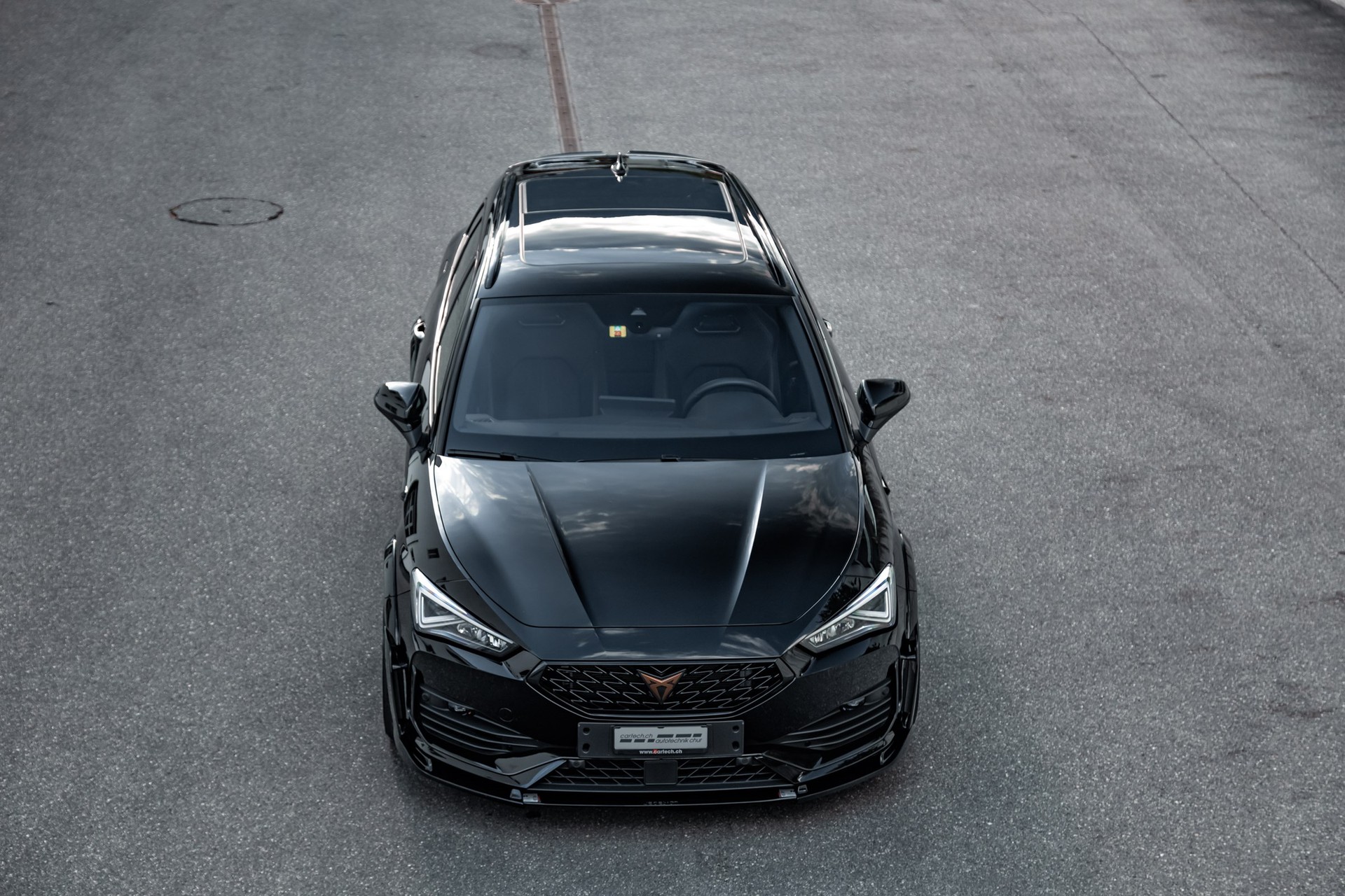 CUPRA JE LEON ST Widebody RS 310PS 4Drive DSG-showroom-element-1