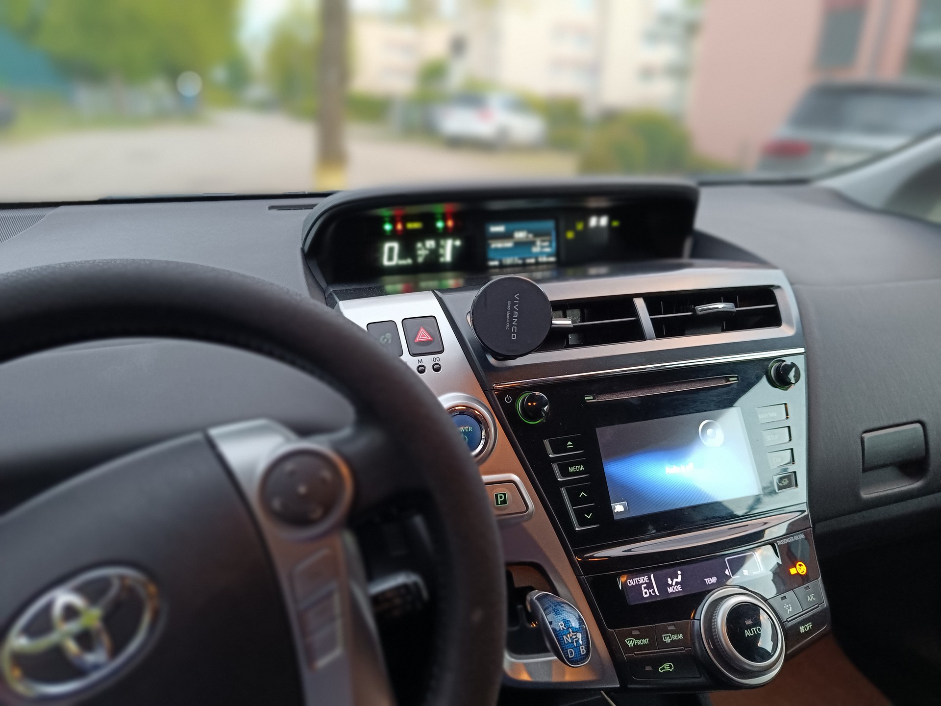TOYOTA Prius+ 1.8 VVT-i HSD Comfort-image-3