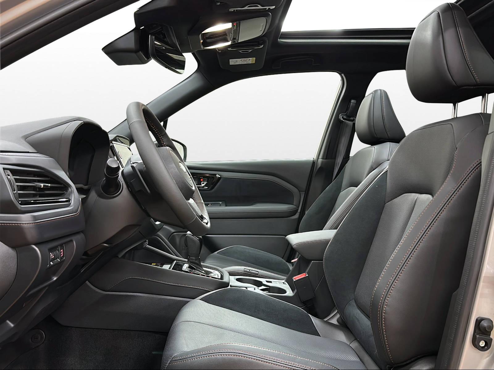 SUBARU Forester Station 2.0i e-Boxer Luxury-image-12