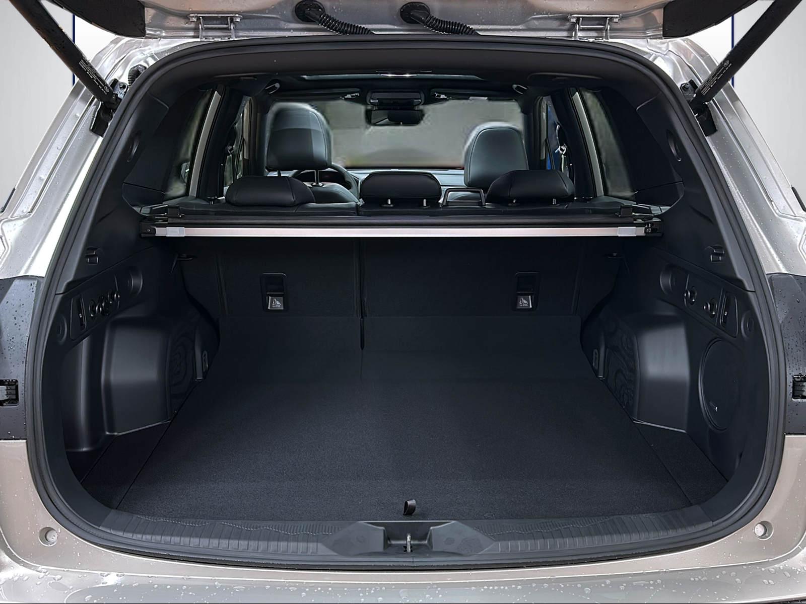 SUBARU Forester Station 2.0i e-Boxer Luxury-showroom-element-3