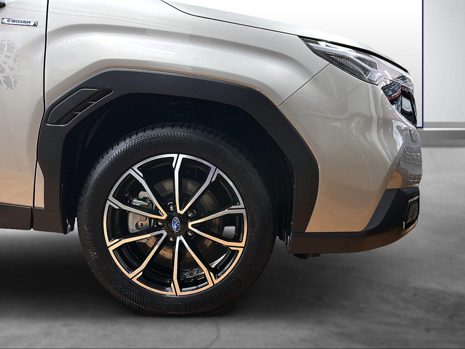 SUBARU Forester Station 2.0i e-Boxer Luxury-image-6