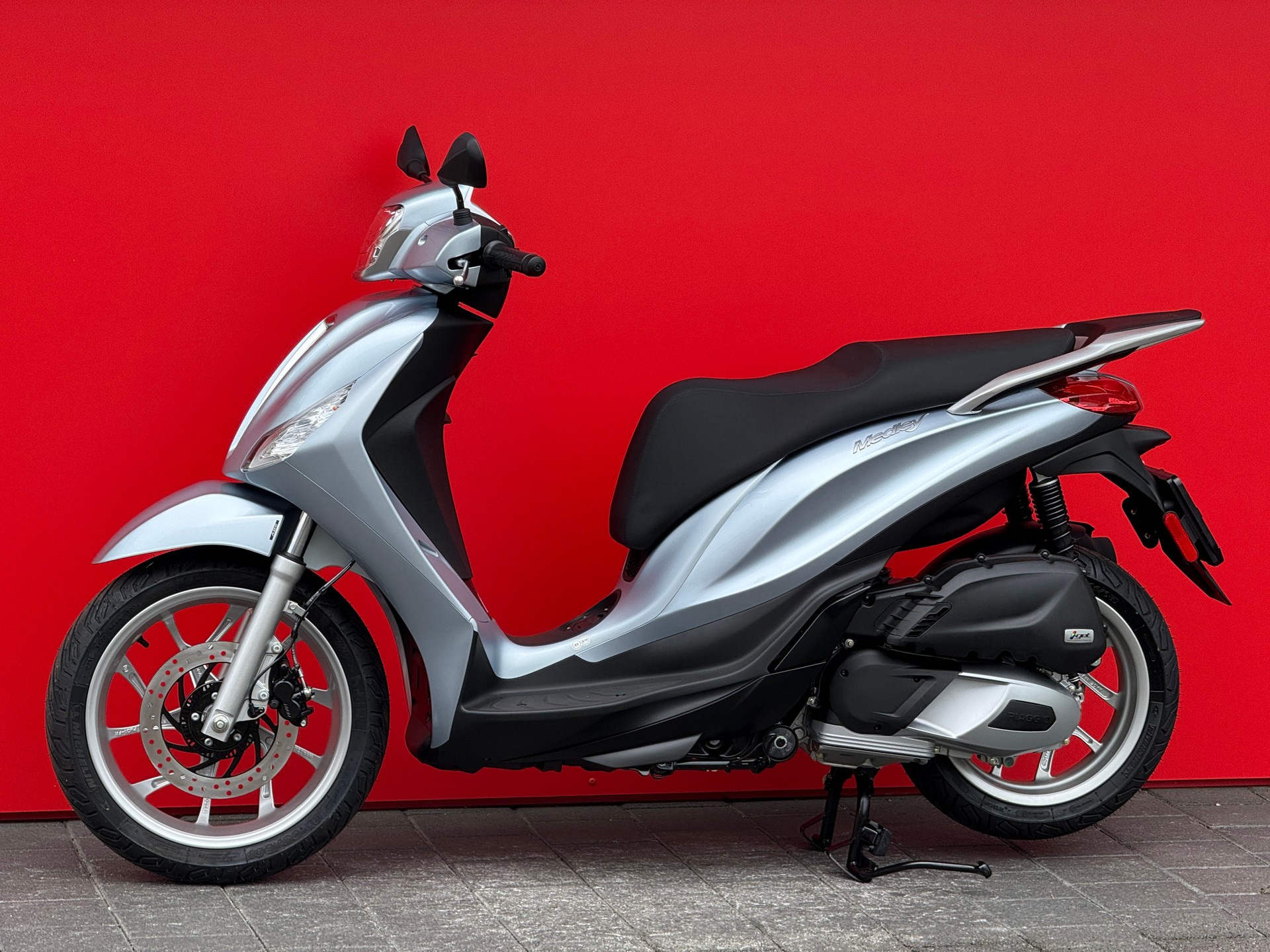 PIAGGIO Medley 125 E5+-image-4