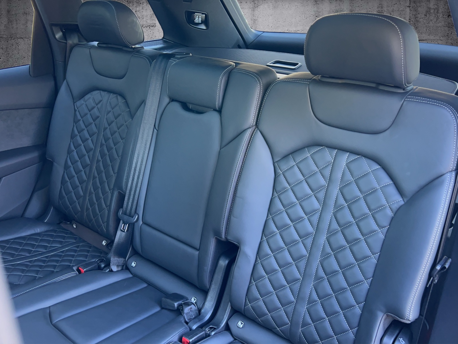AUDI SQ7 4.0 TDI quattro tiptronic-image-17