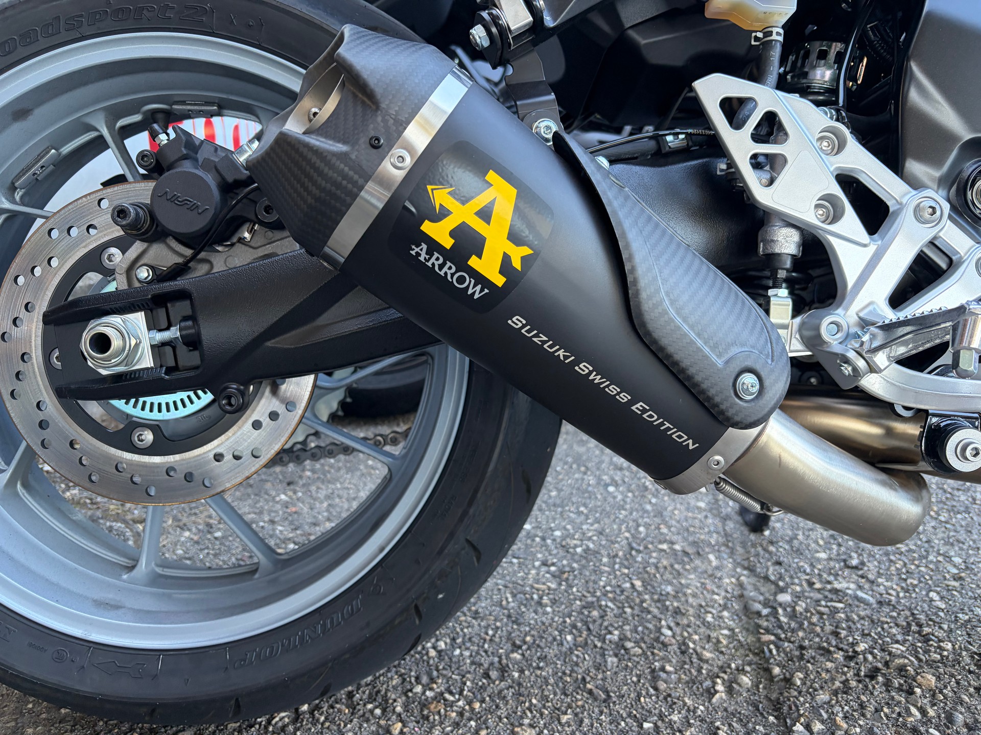 SUZUKI GSX 8 R-image-2