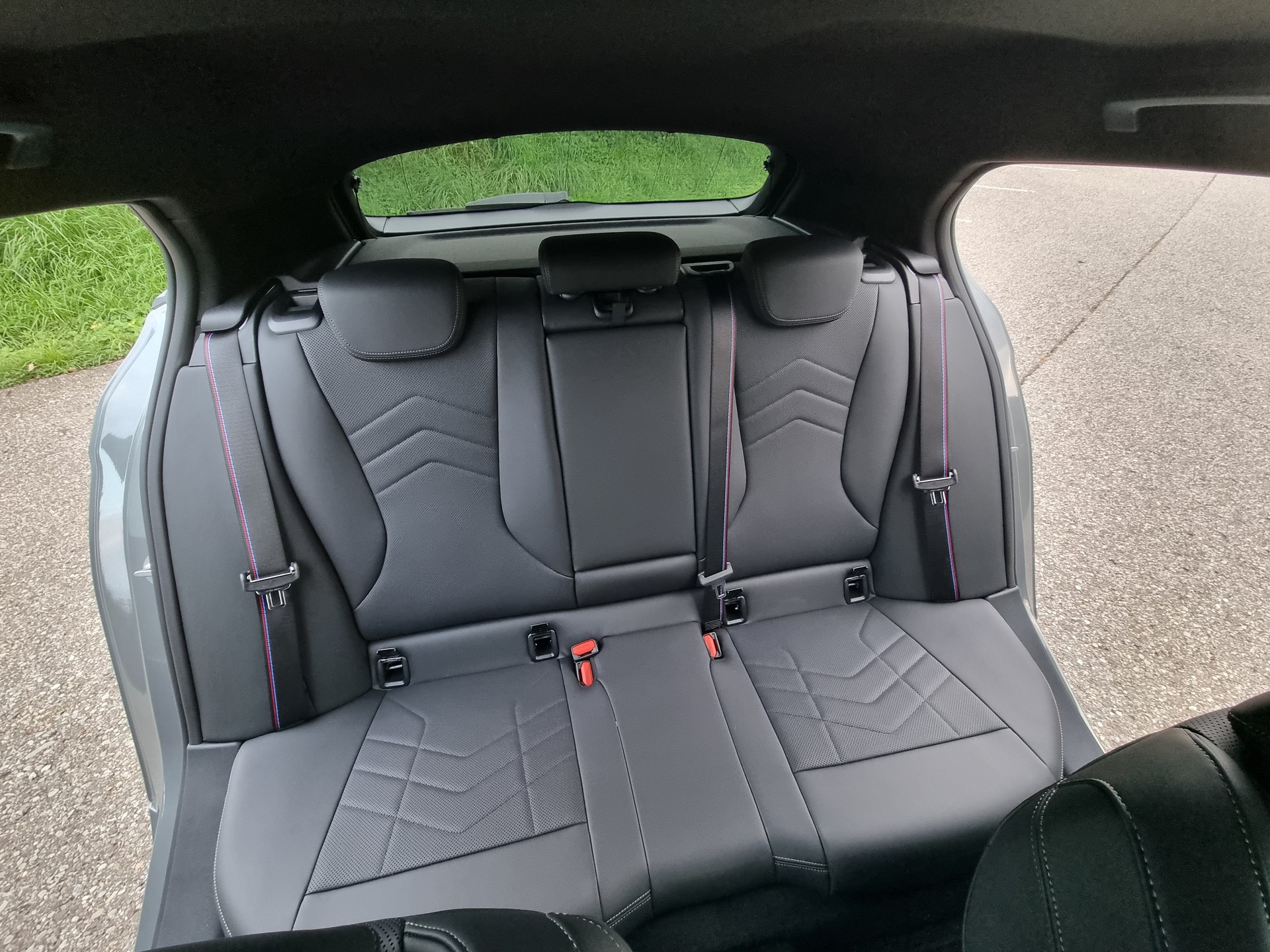 BMW 123 xDrive M Sport Pro Steptronic-image-8