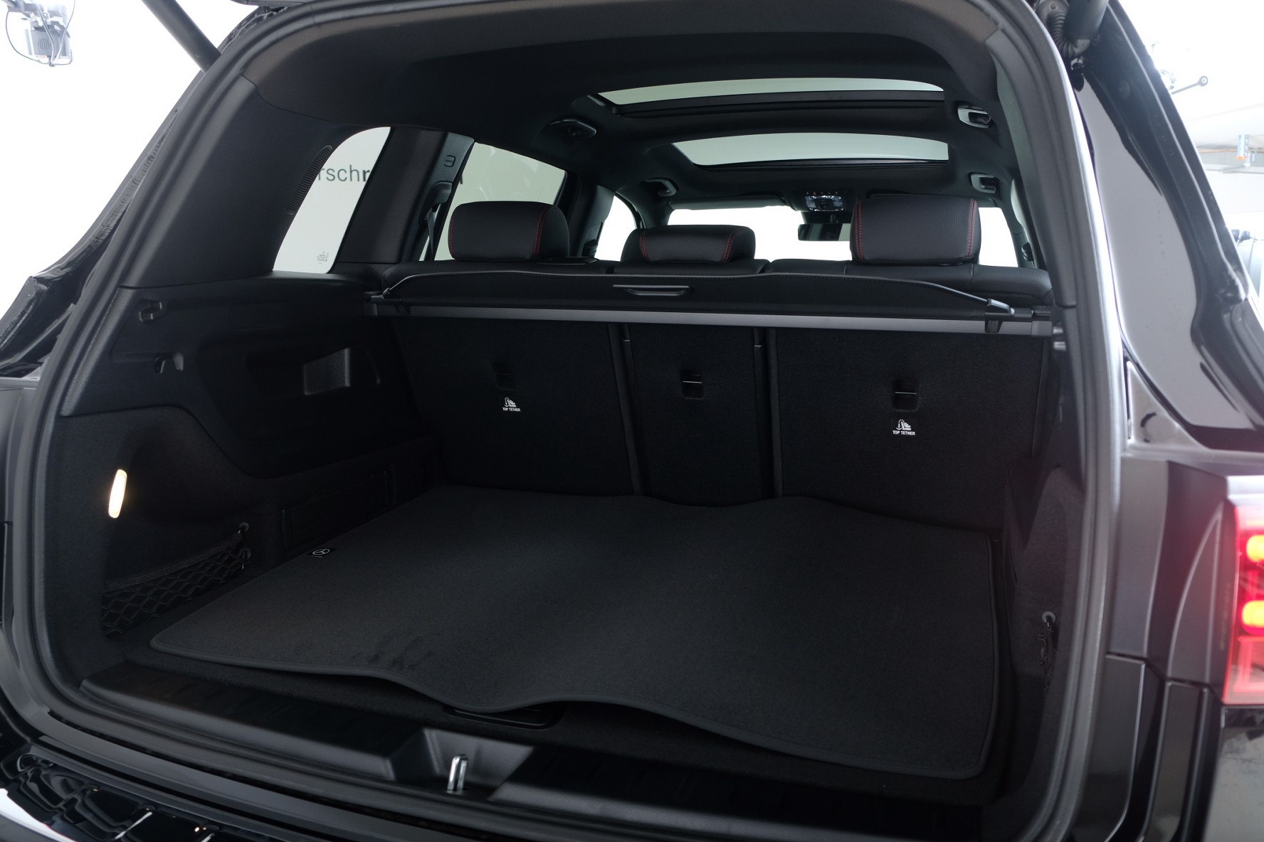 MERCEDES-BENZ GLB 250 4Matic 8G-Tronic-image-8