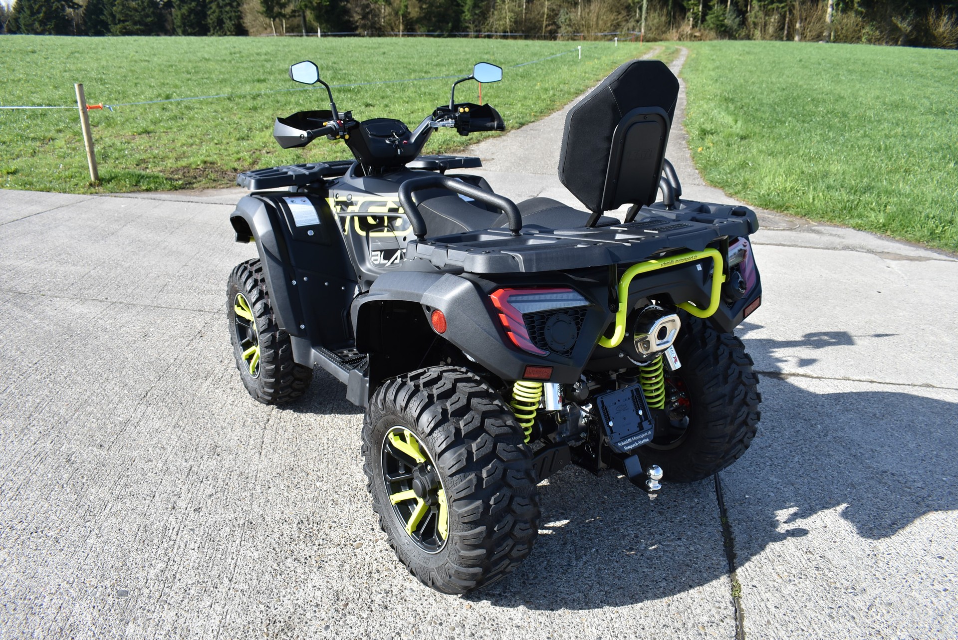 TGB Blade 1000 EFI LT Touring 4x4-image-4