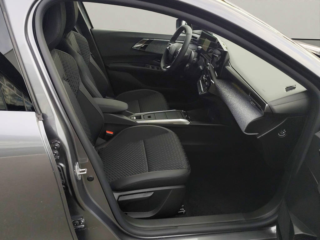 RENAULT Clio 1.8 E-Tech techno-image-6