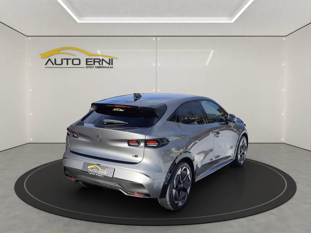 RENAULT Clio 1.8 E-Tech techno-showroom-element-2