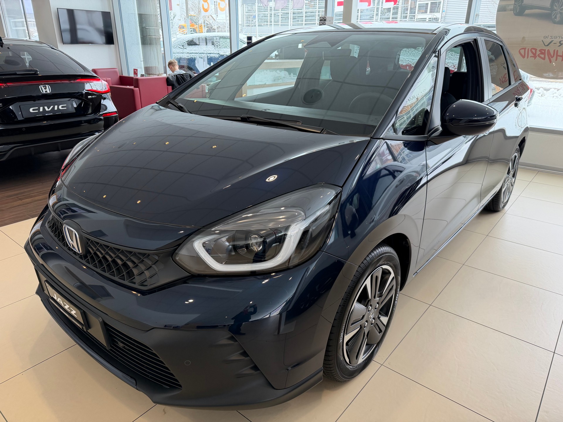 HONDA Jazz 1.5i-MMD Advance E-CVT-image-4