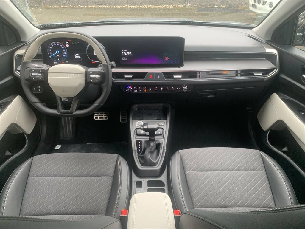 KIA Stonic 1.0 T-GDi MHEV GT-Line-image-4