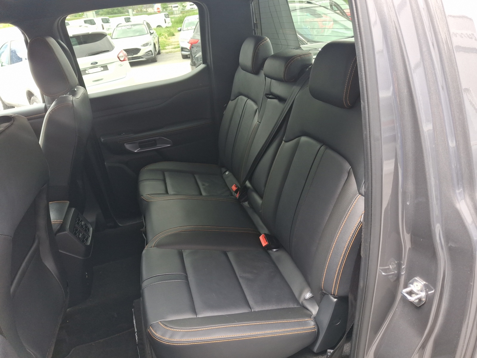 FORD Ranger Wildtrak 2.0 Diesel Eco Blue e-4WD-image-9