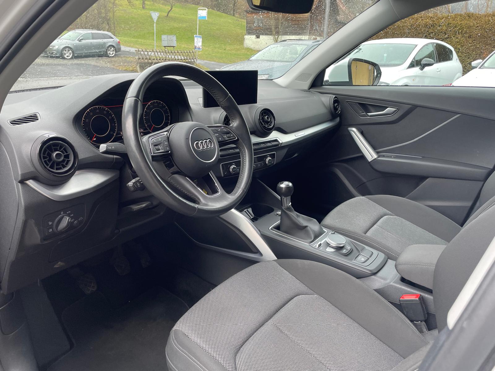 AUDI Q2 1.4 TFSI sport-image-8