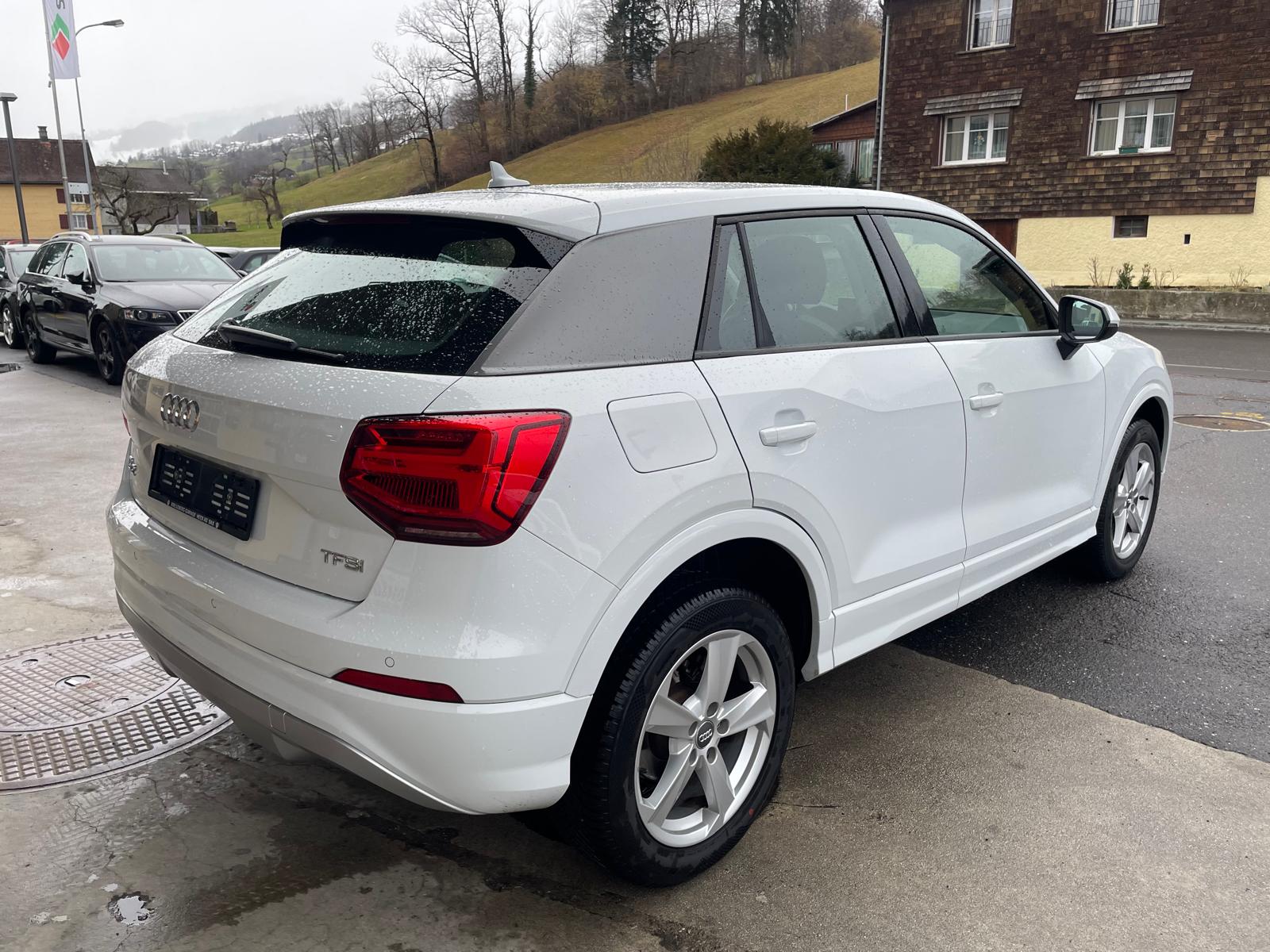 AUDI Q2 1.4 TFSI sport-image-5