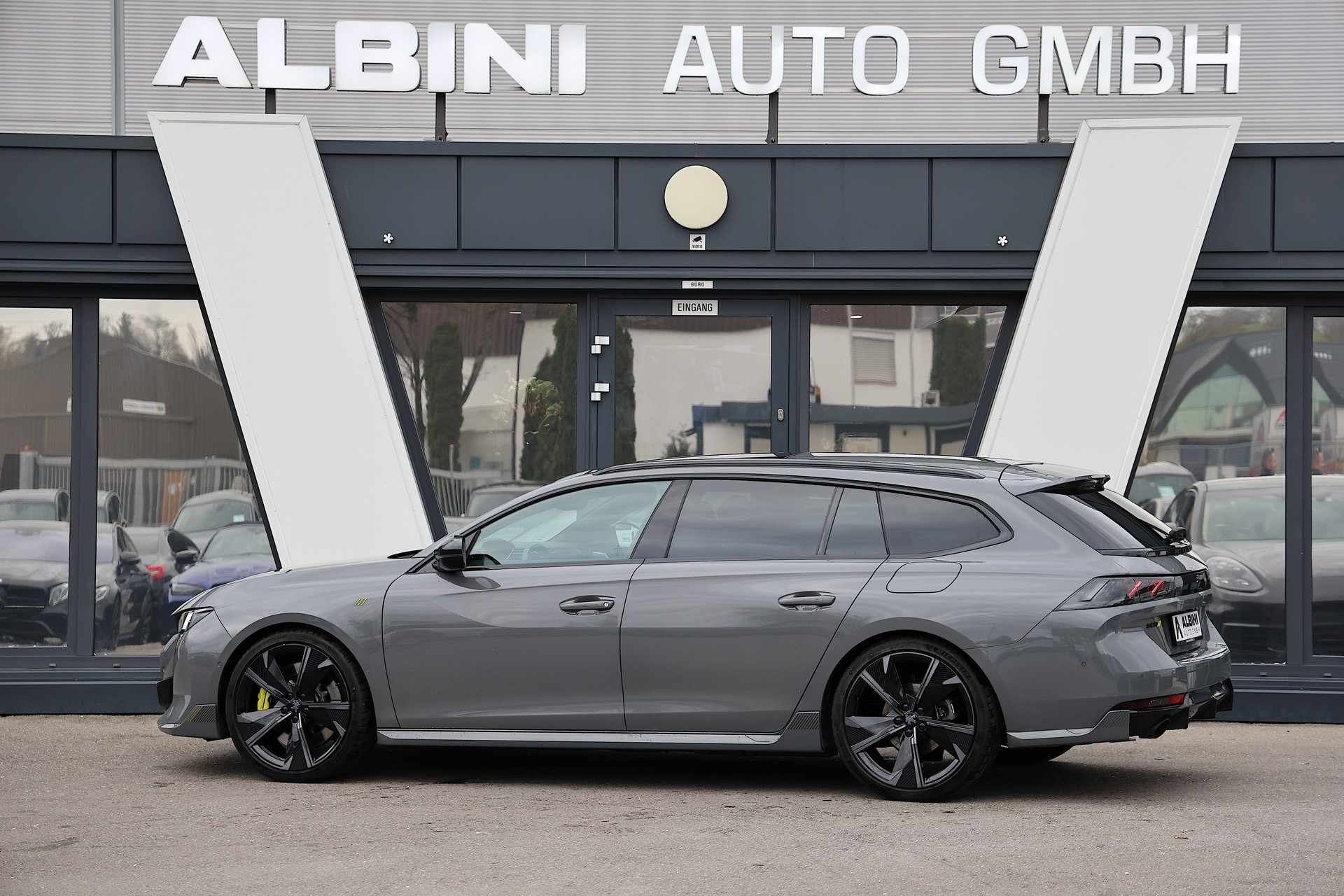 PEUGEOT 508 SW Hybrid4 360 e Sport Engineered-showroom-element-3
