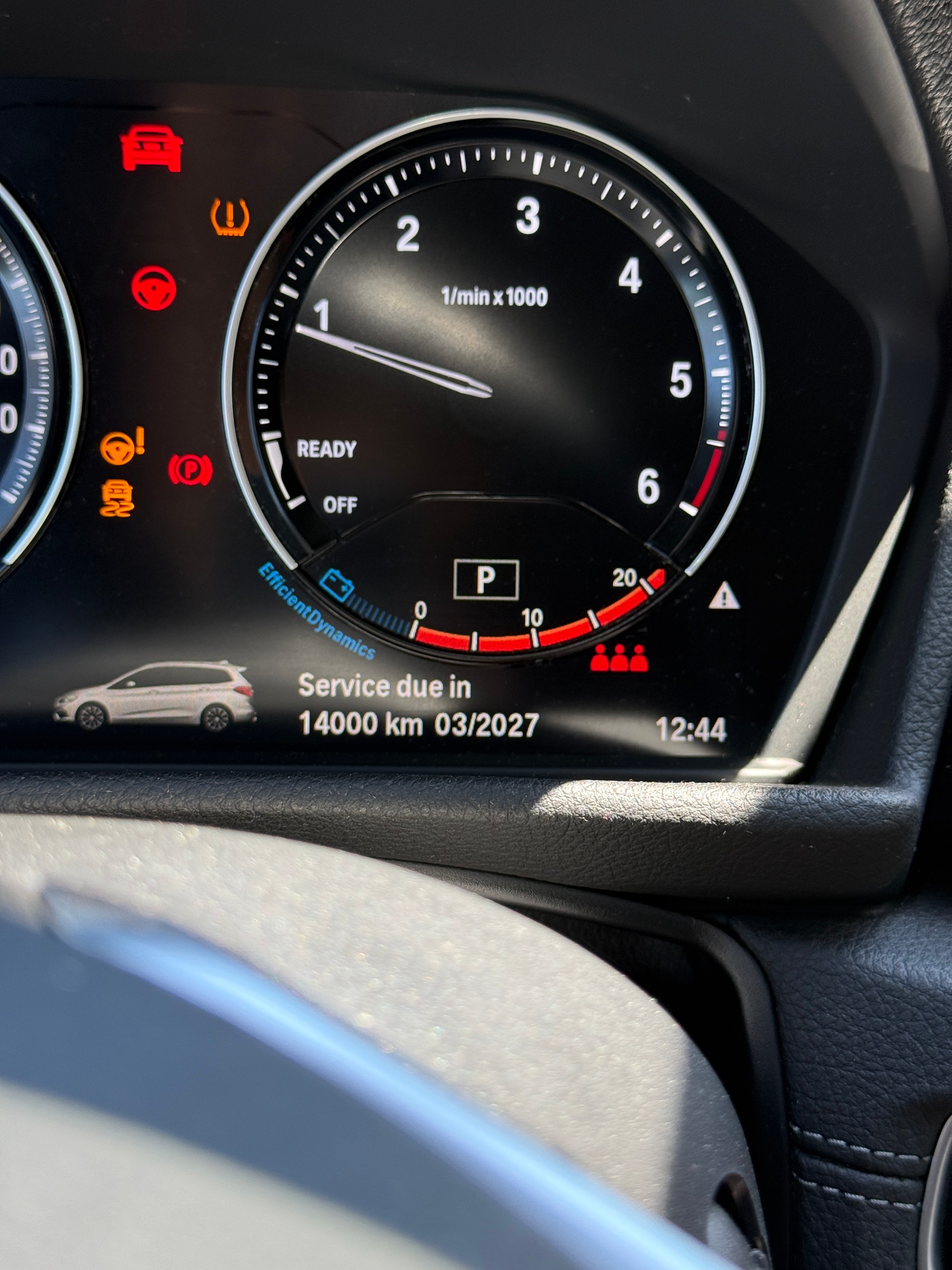 BMW 218d xDrive Gran Tourer Steptronic-image-13