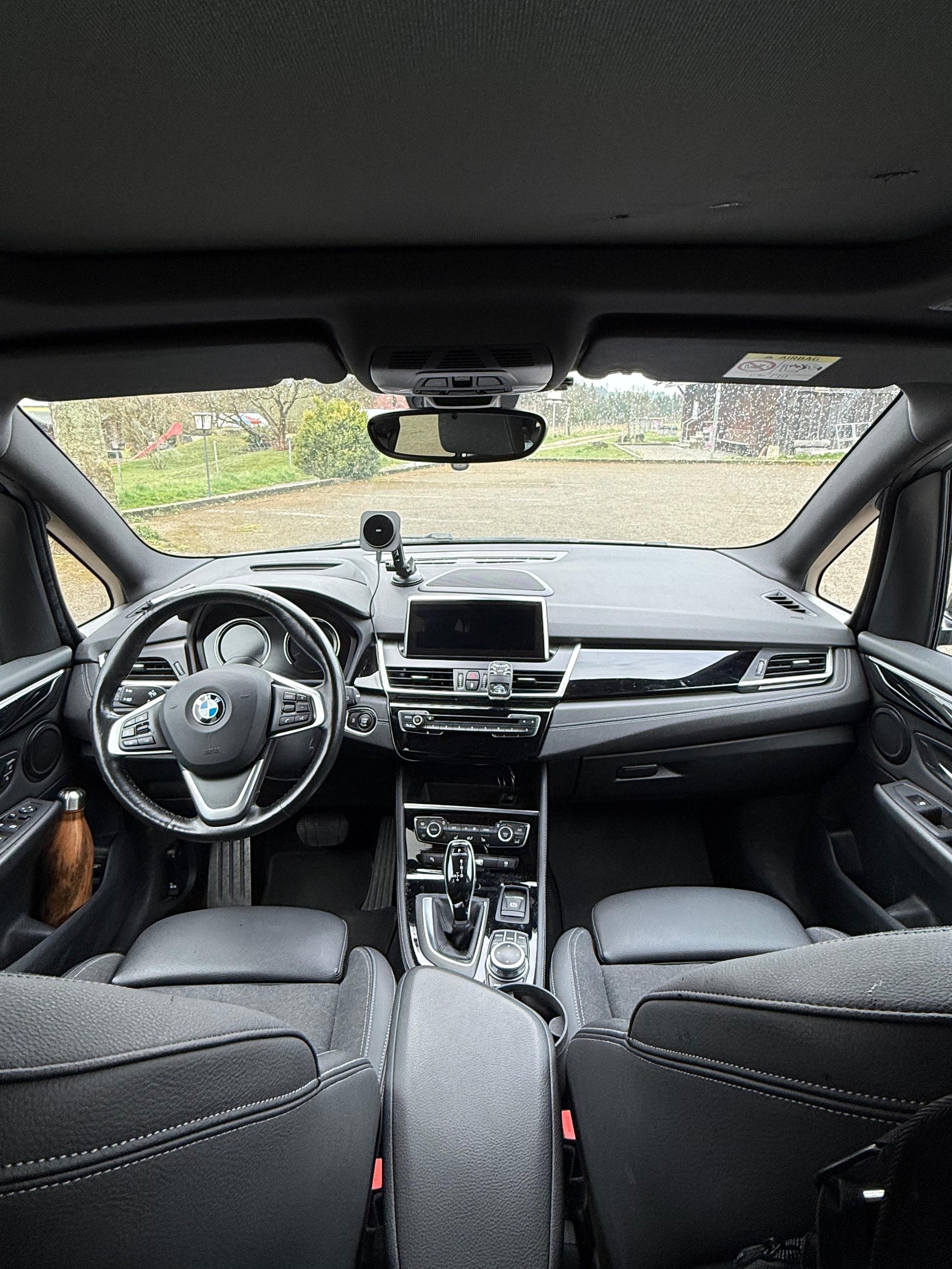BMW 218d xDrive Gran Tourer Steptronic-image-6