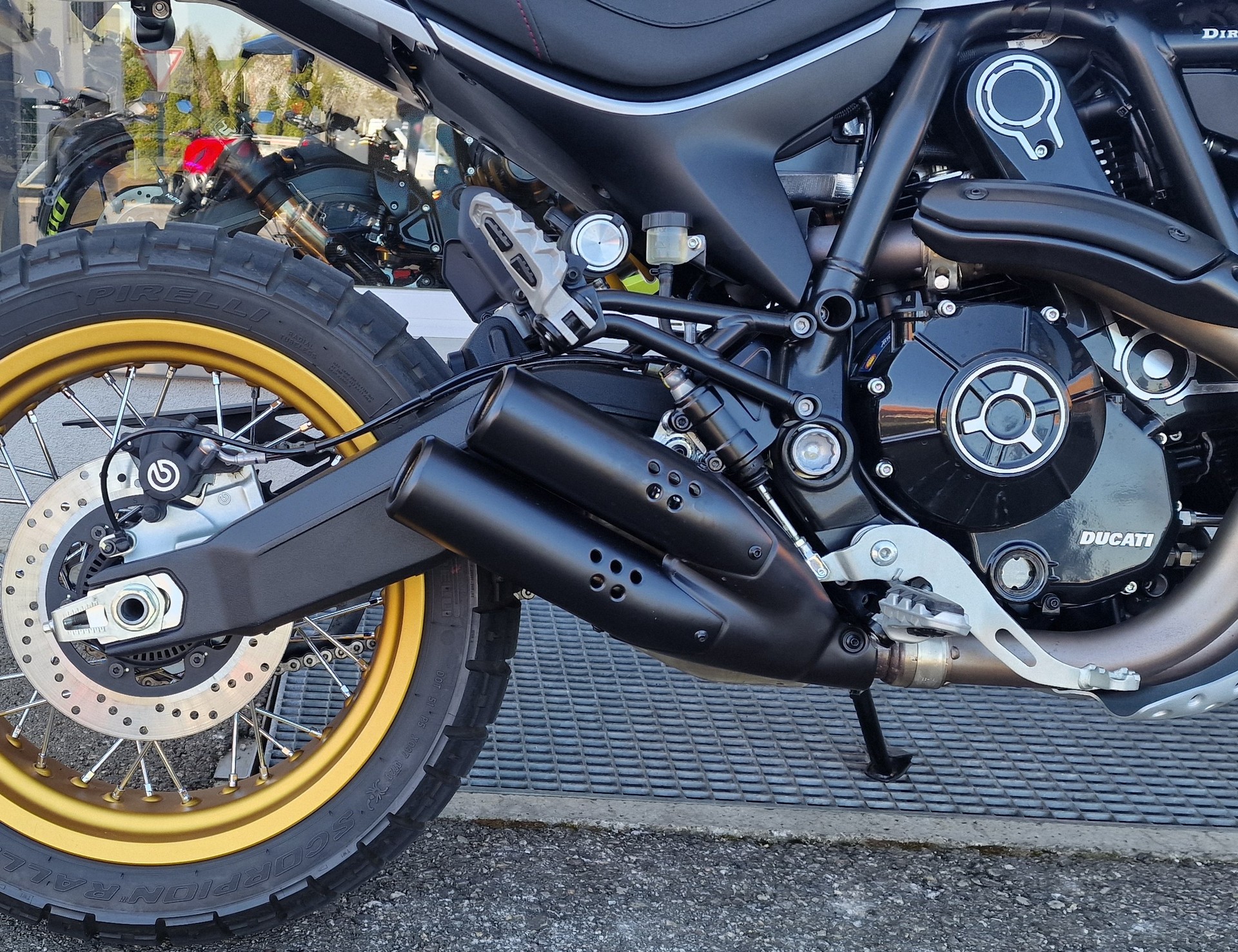DUCATI Scrambler 803 Desert Sled-image-1