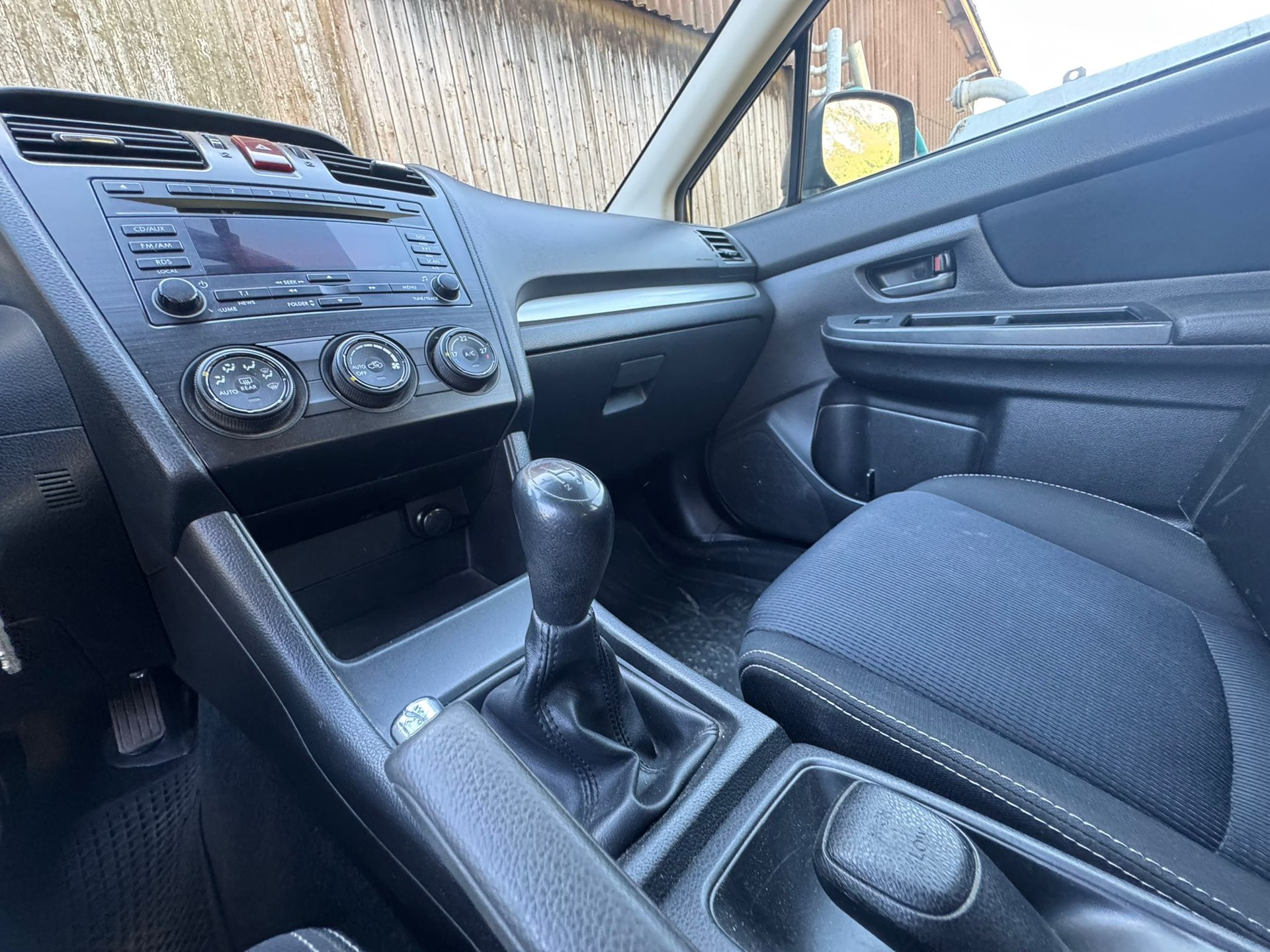 SUBARU XV 1.6 Swiss One-image-15