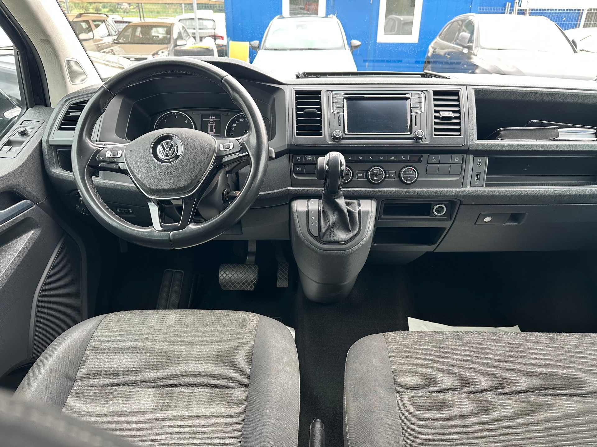 VW T6 Caravelle-image-8