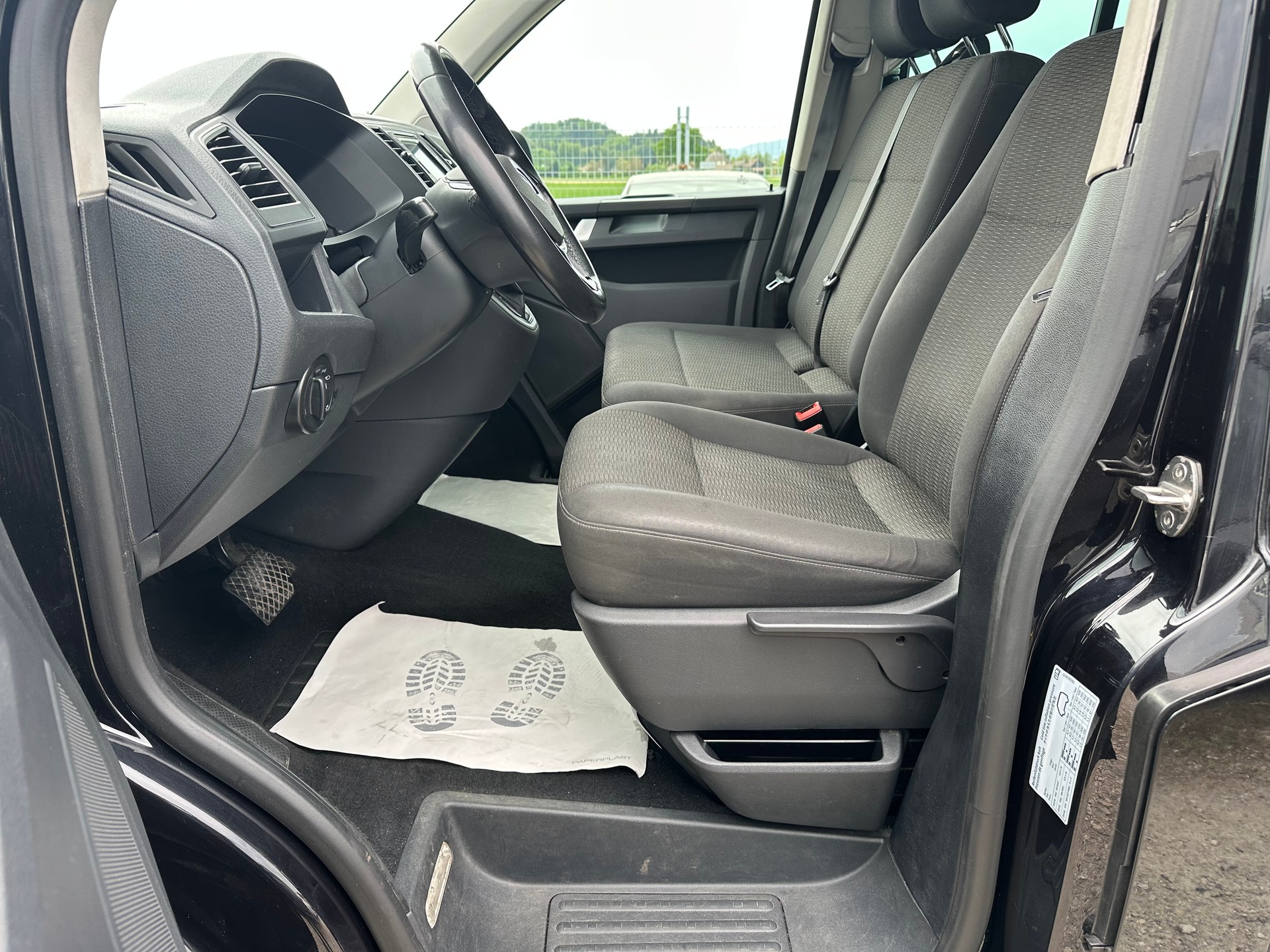 VW T6 Caravelle-image-7