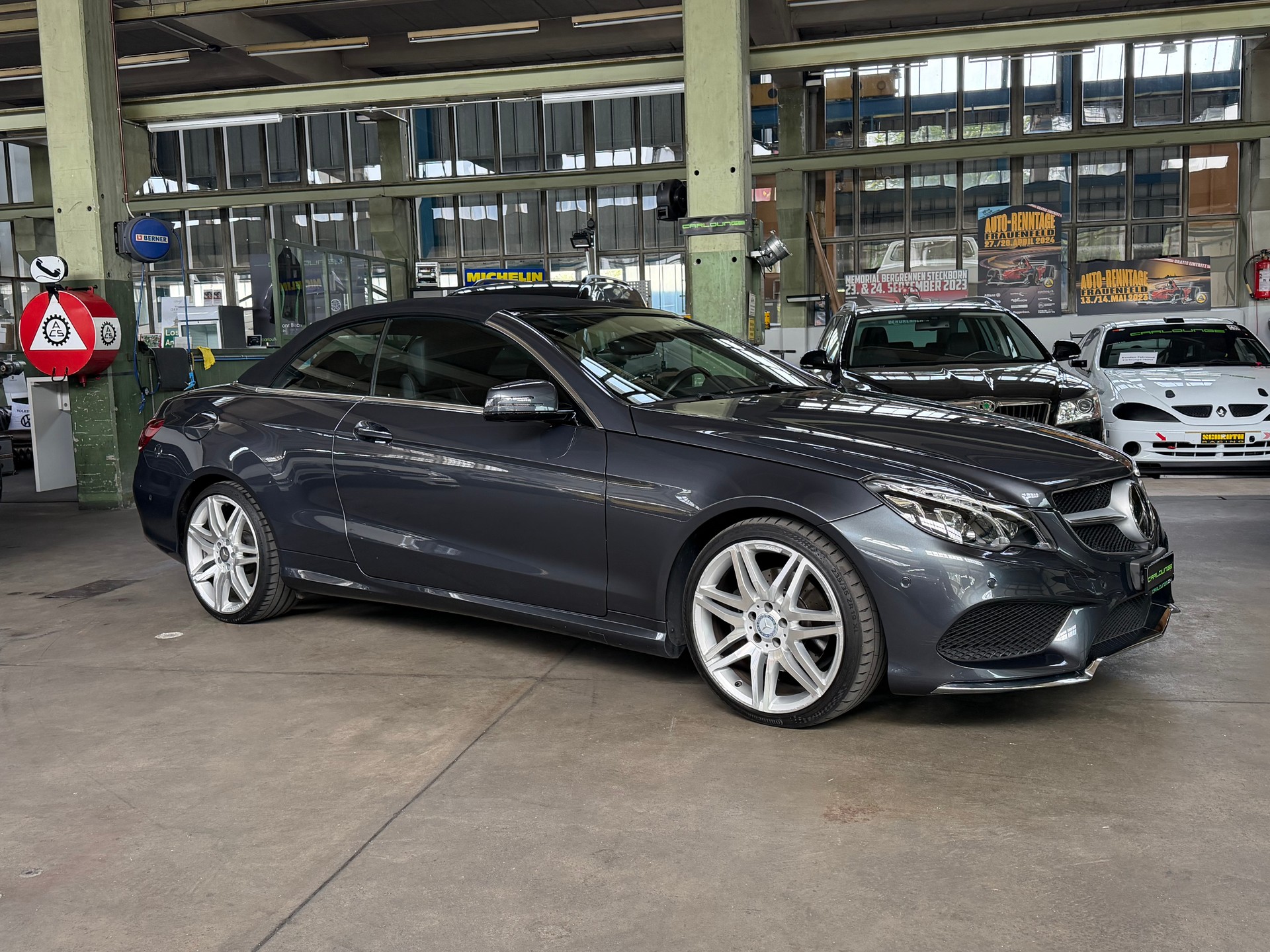 MERCEDES-BENZ E 320 AMG Sport & Styling Paket 7G-Tronic-image-18