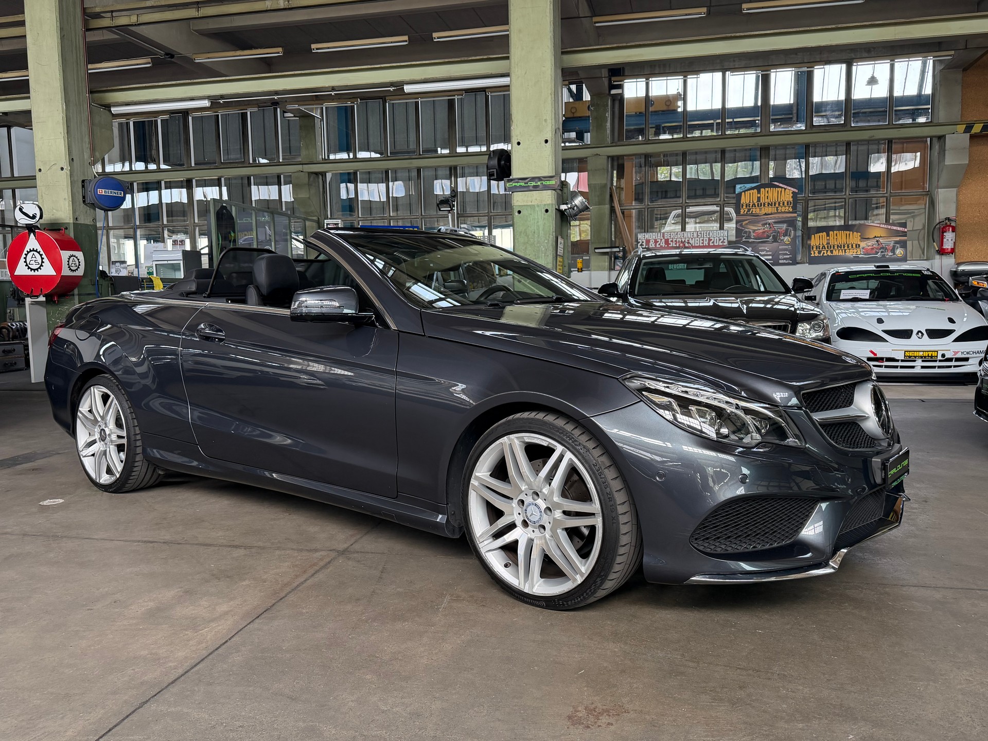 MERCEDES-BENZ E 320 AMG Sport & Styling Paket 7G-Tronic-image-15