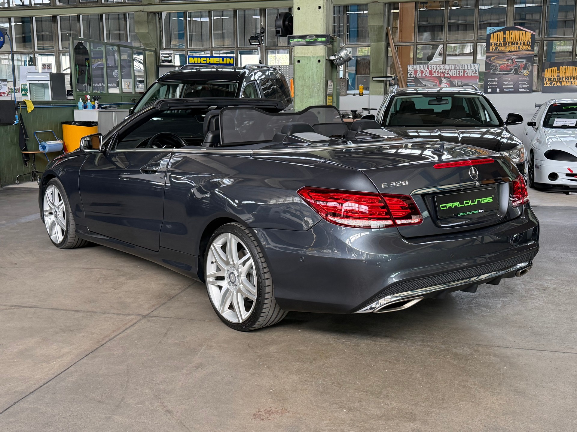MERCEDES-BENZ E 320 AMG Sport & Styling Paket 7G-Tronic-showroom-element-1