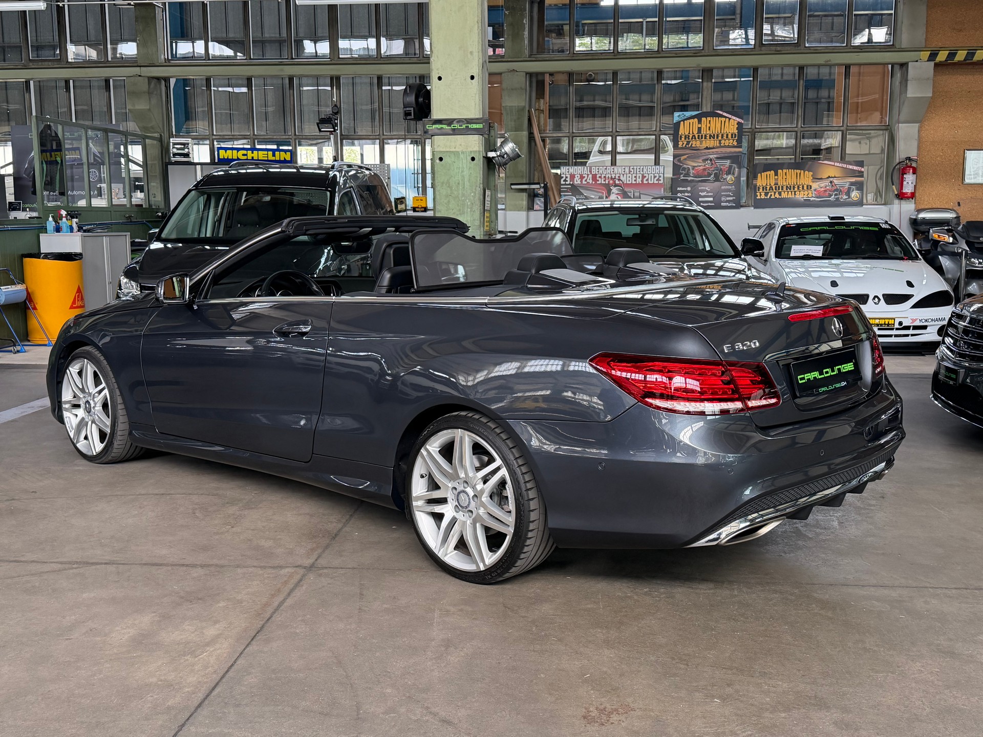 MERCEDES-BENZ E 320 AMG Sport & Styling Paket 7G-Tronic-image-16