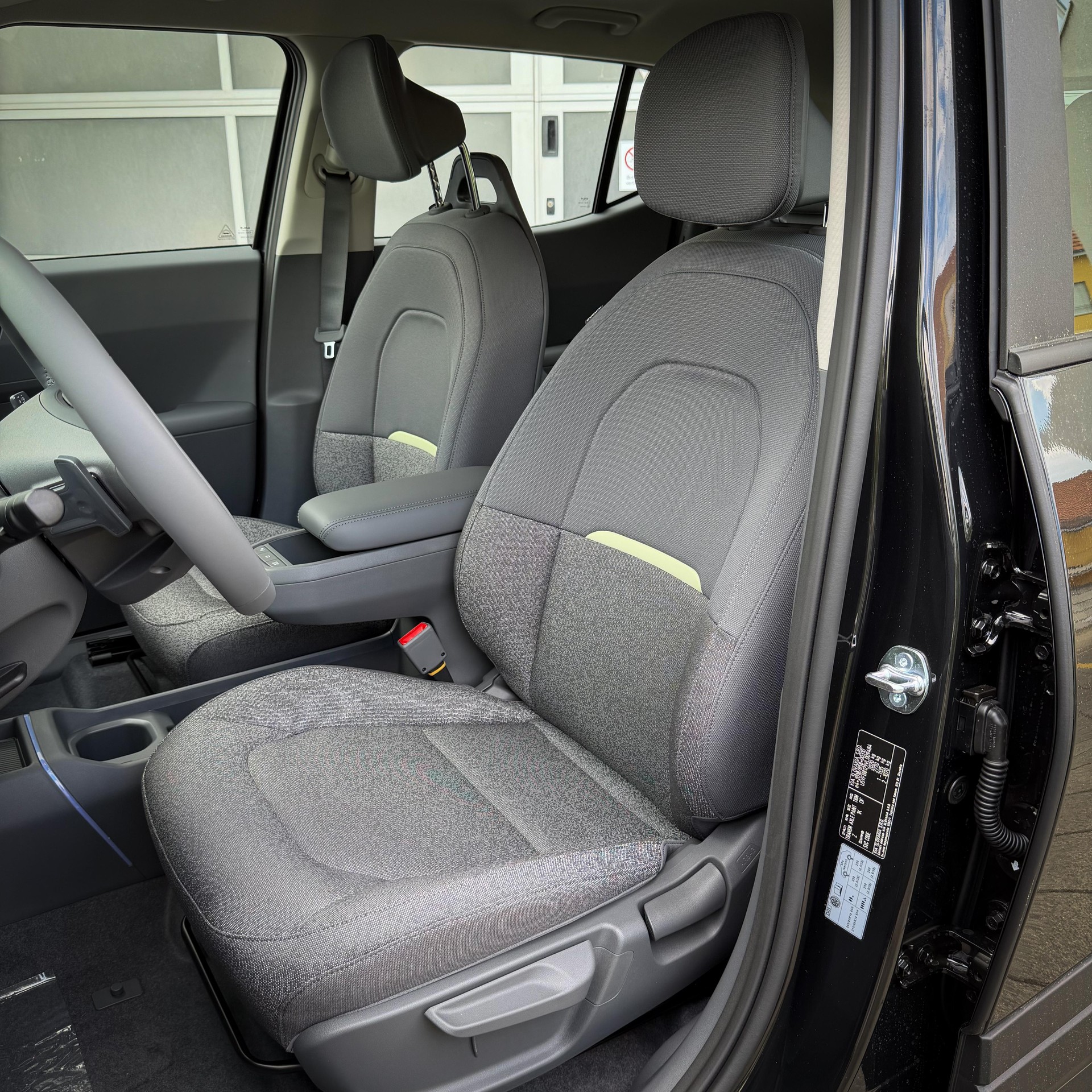 KIA EV2 42.2 kWh Air 4P-image-10