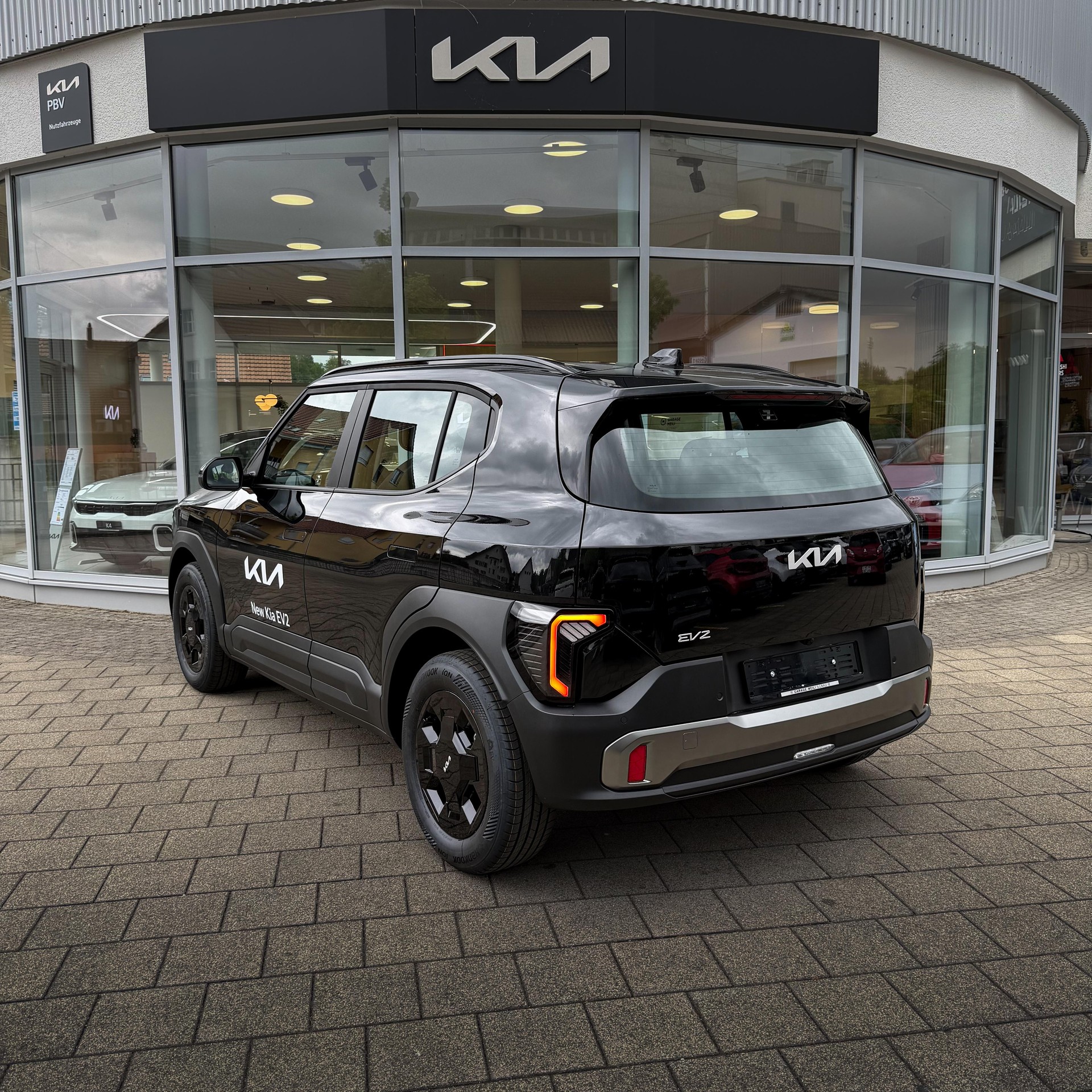 KIA EV2 42.2 kWh Air 4P-showroom-element-1