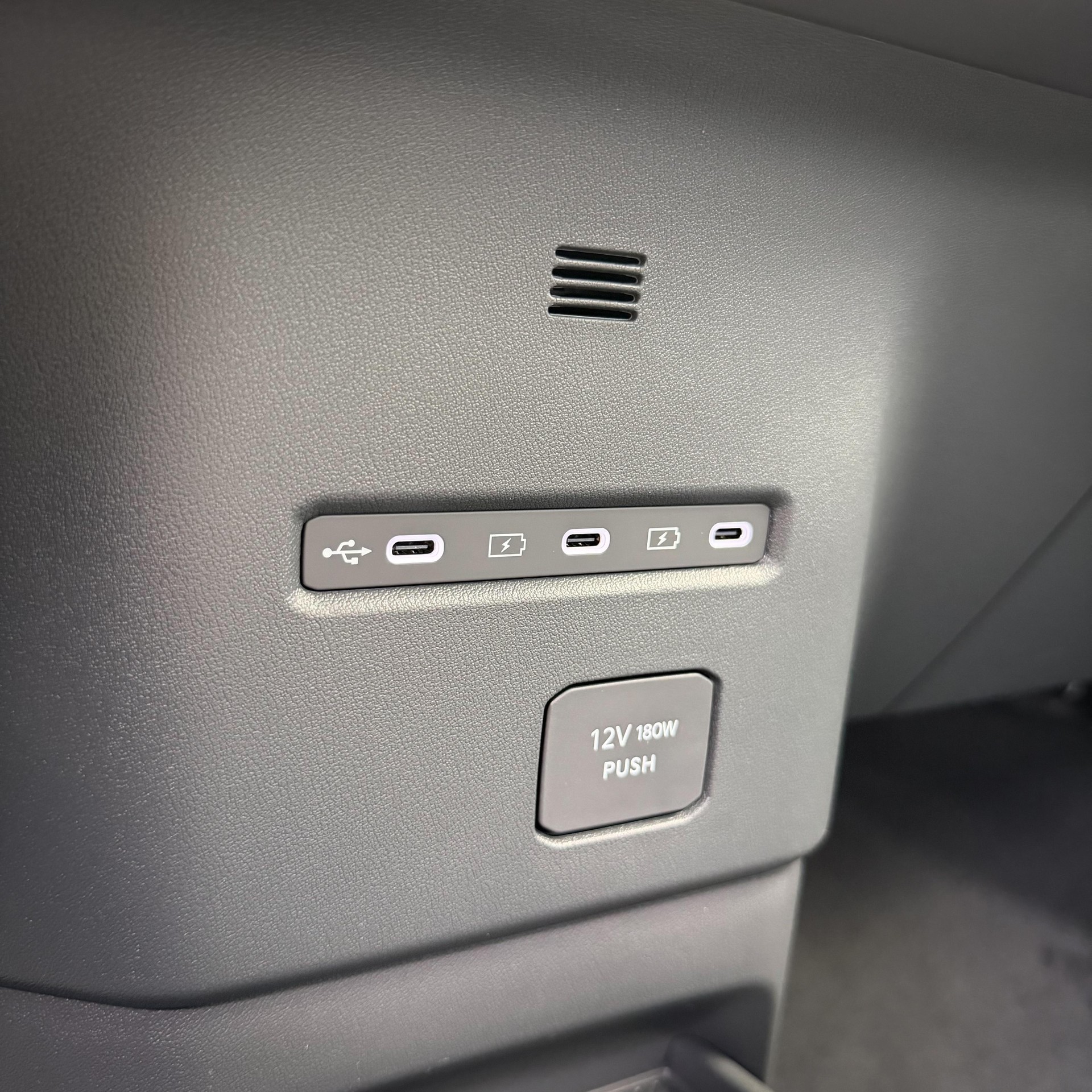 KIA EV2 42.2 kWh Air 4P-image-9