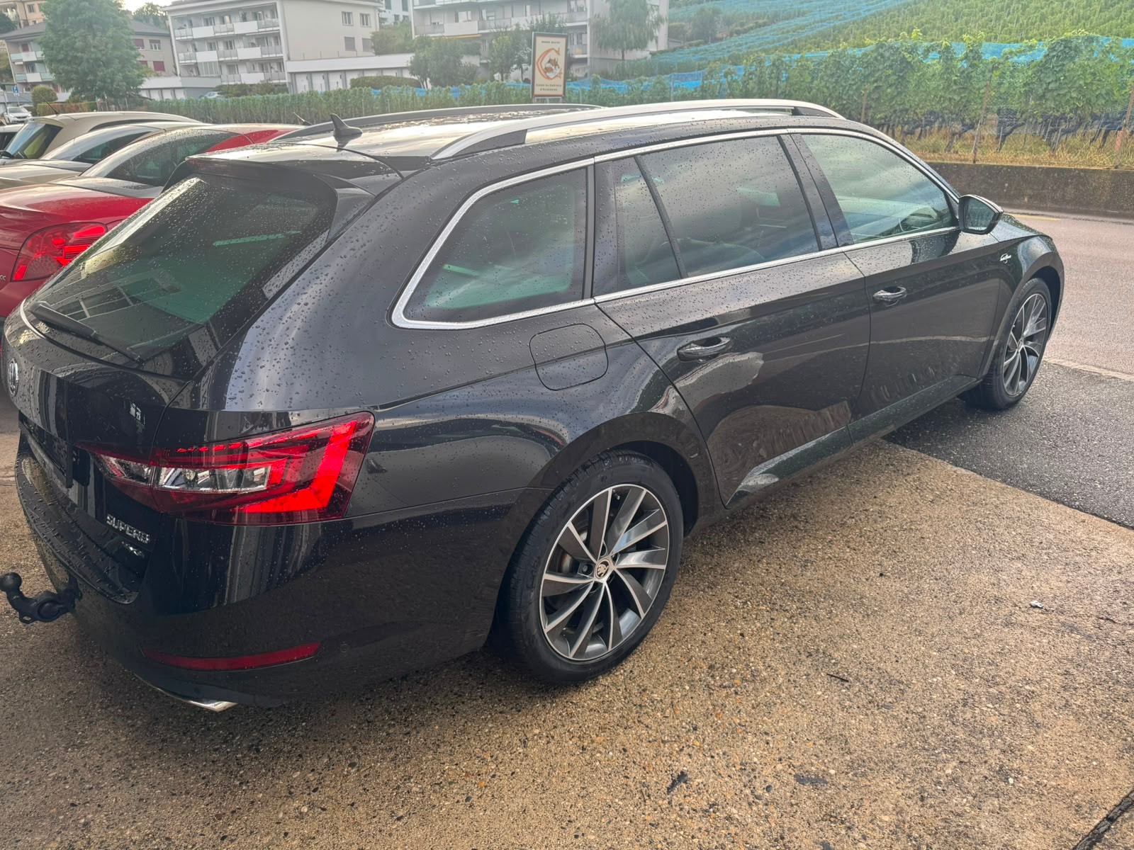 SKODA Superb Combi 2.0 TSI L&K DSG 4x4-image-4